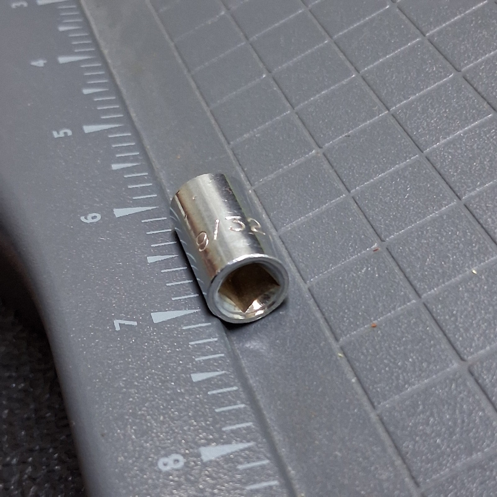 9/32″ SAE 1/4″ Drive 6-Point Chrome Socket