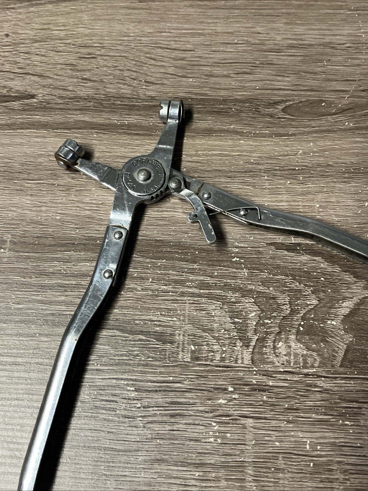 Cornwell P-140 Hose Clamp Pliers. 9″ Length Made In USA