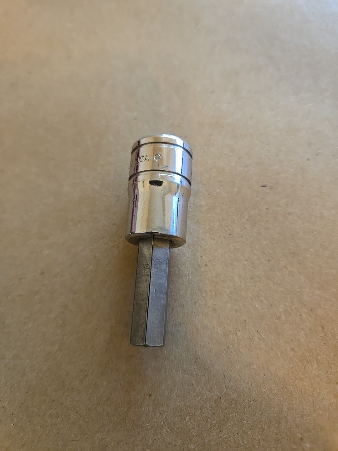 Snap On 3/8″ Drive 5/16″ SAE Hex Bit Driver Socket USA FA10E