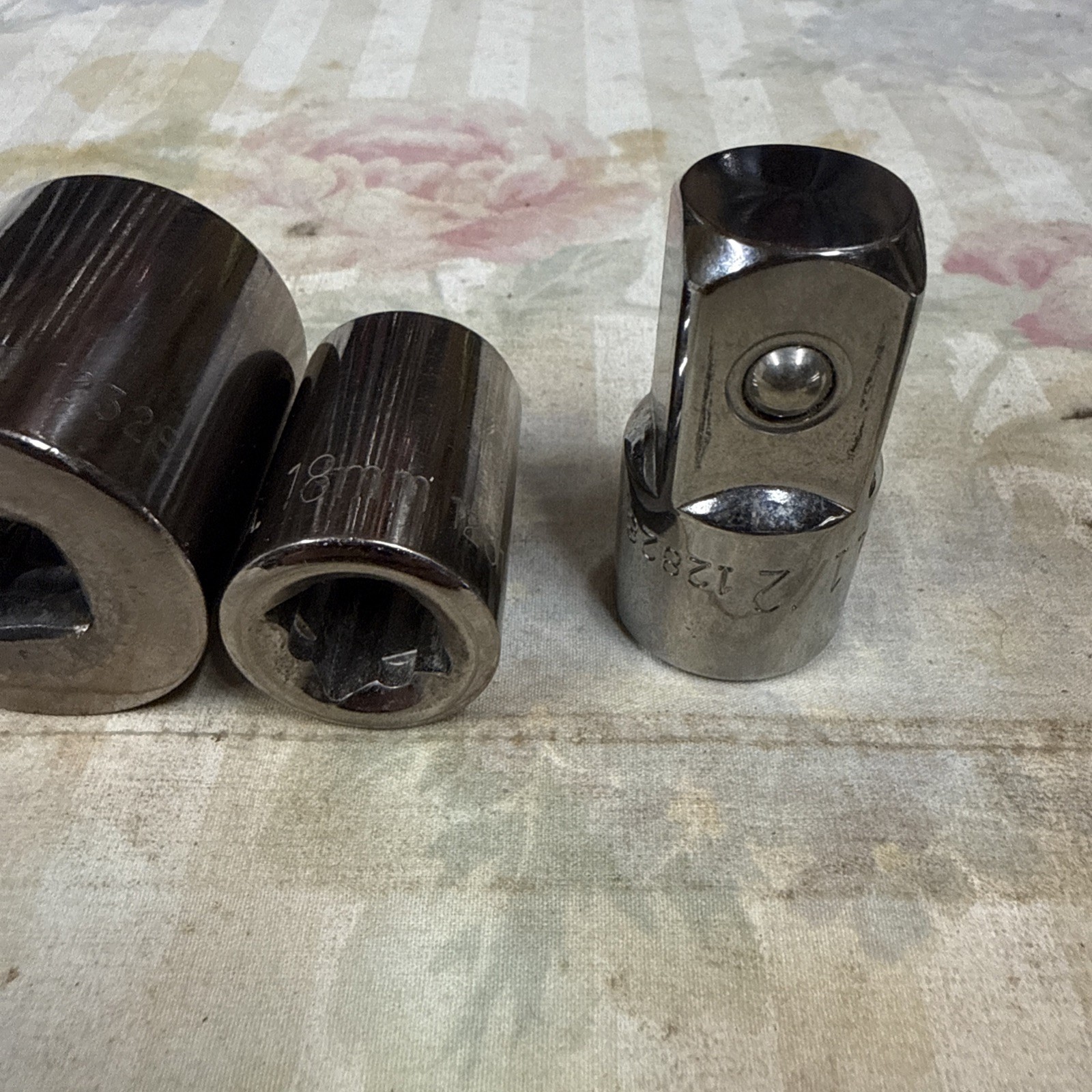 True craft, Chrome Vanadium 3/4”dr/ Allen 1/2” Drive Sockets. 5 Exc. Sockets