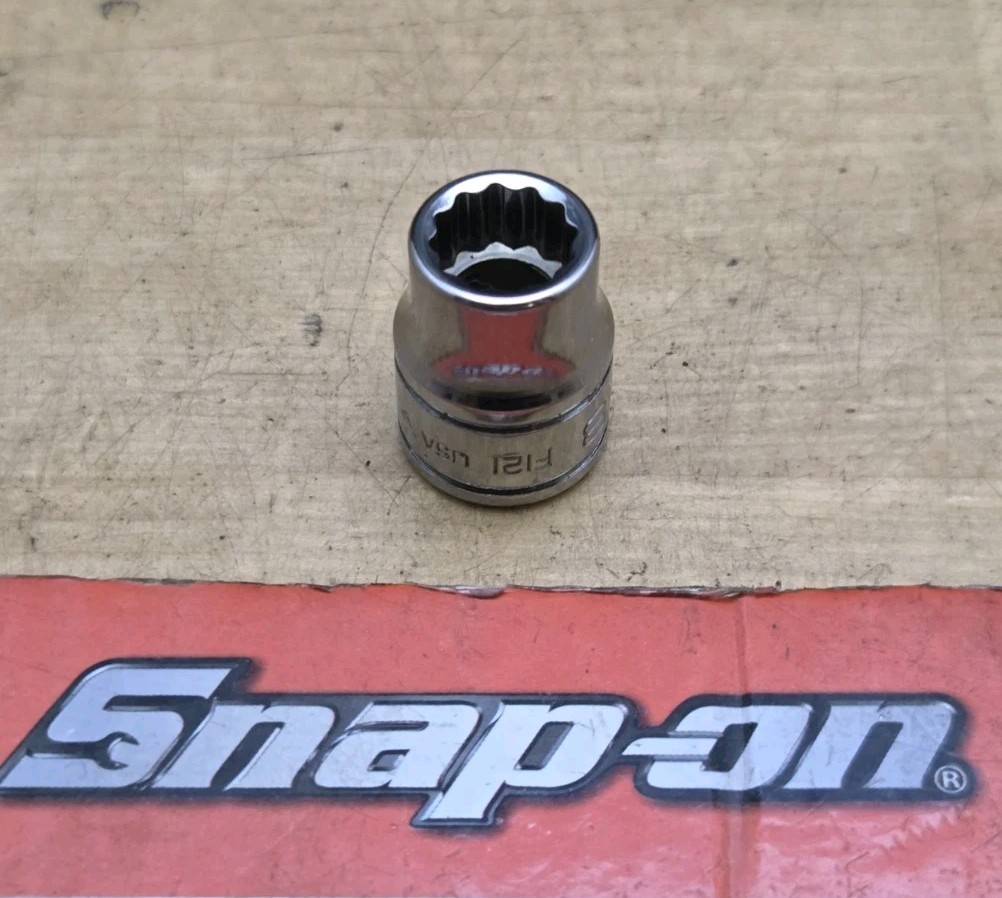 New Snap On F121 – 3/8″ Drive 3/8″ Shallow 12Pt Chrome Socket