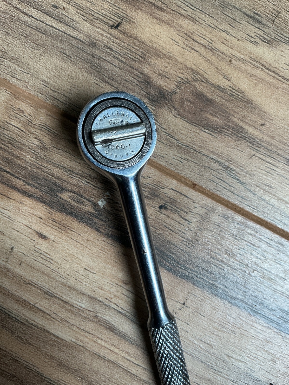Vintage Proto Challenger 1/4″ Drive Ratchet Knurled Handle Chrome 1060-1 USA