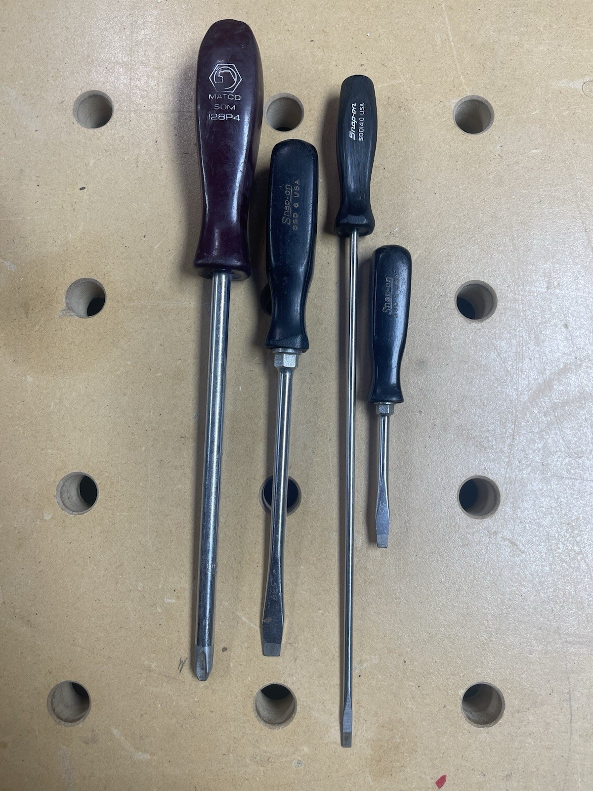Snap On Ssd6, Ssd2, Sdd1410 And Matco Screw Drivers Matco 128p4