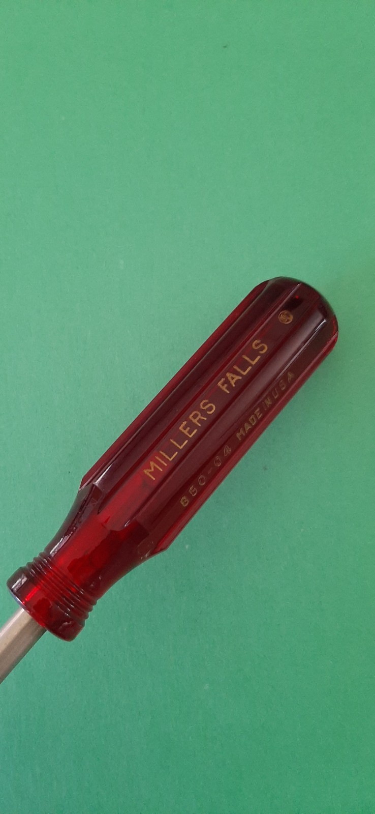 NOS NEW Millers Falls #4 USA No. 850-8 Phillips Head Screwdriver Clear Red E8