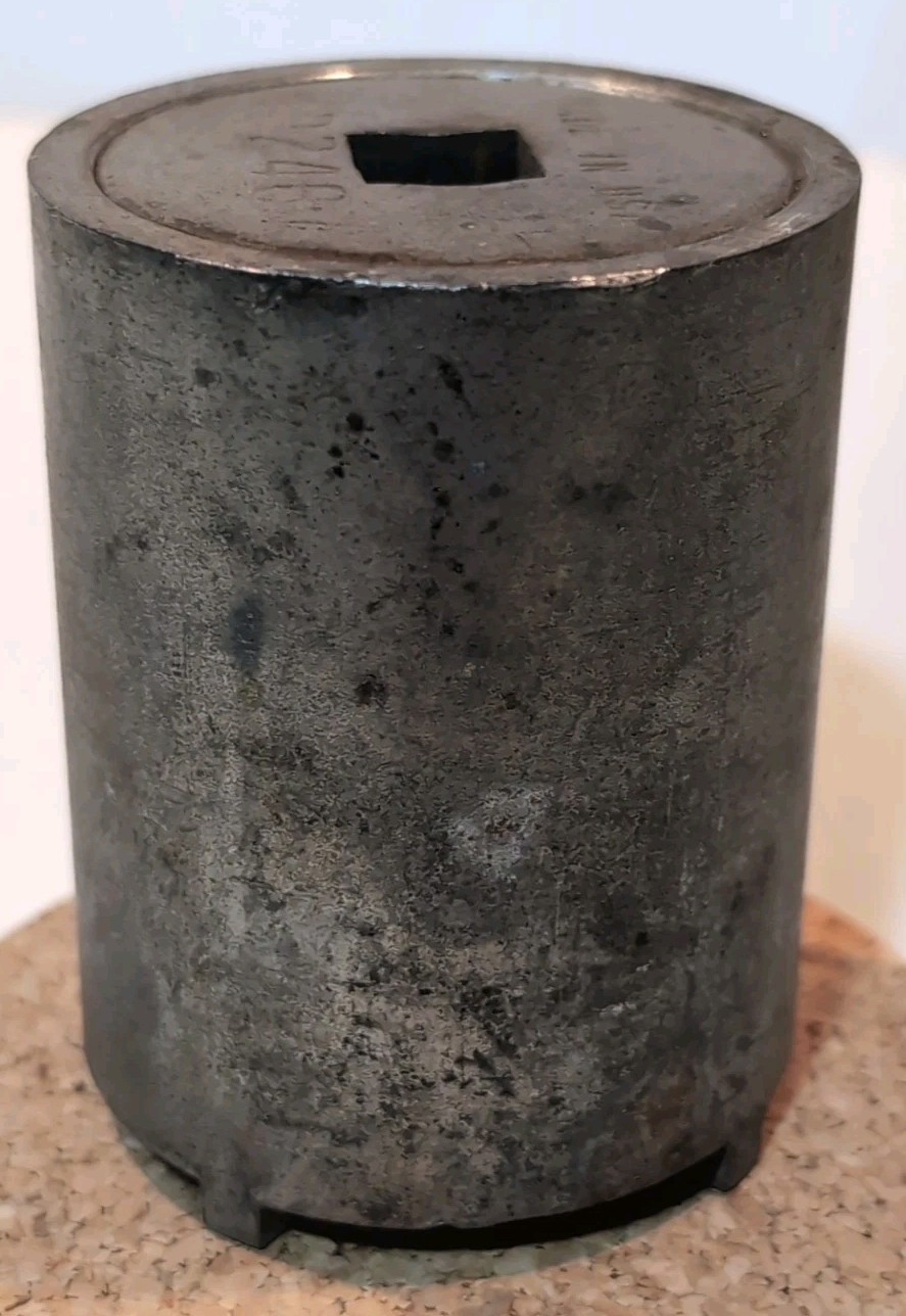 KD 2467 4 Wheel Drive Nut Socket w/ 4 Pins 2 3/8″ Dia. x 3 1/8″, 1/2″ Drive