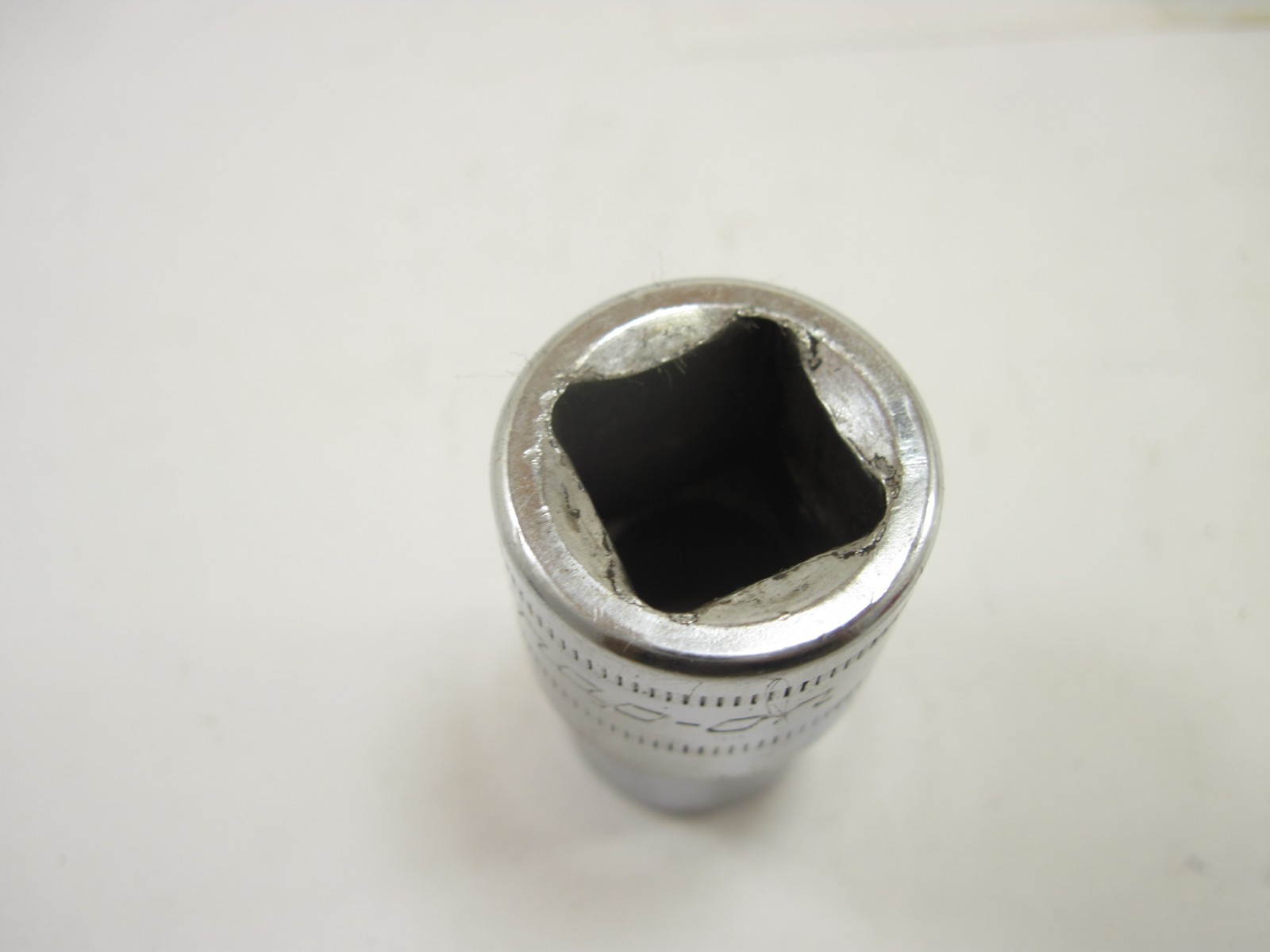 Snap On 1/2″ Drive 13mm Shallow 6pt Metric Socket TWM13A NICE