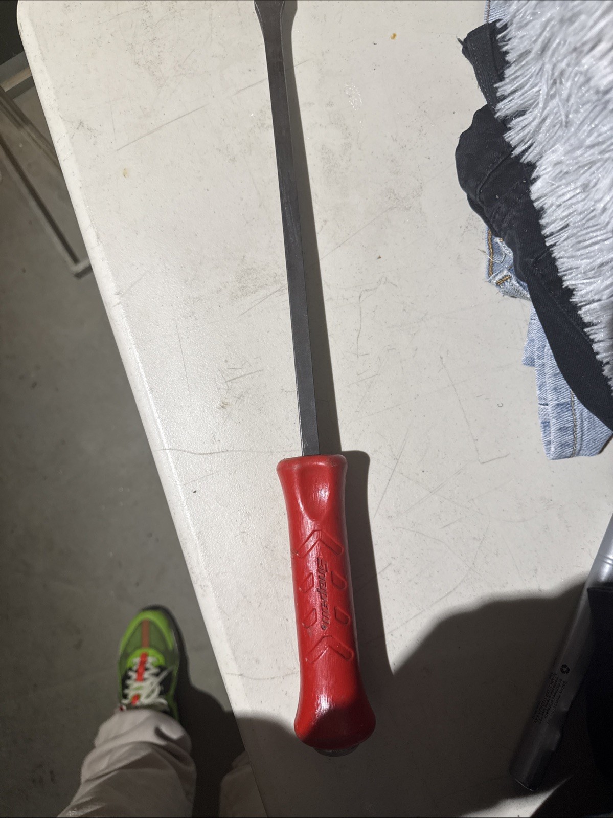 Snap-on Tools USA RED 18″ Length Steel Striking Pry Bar SPBS18A