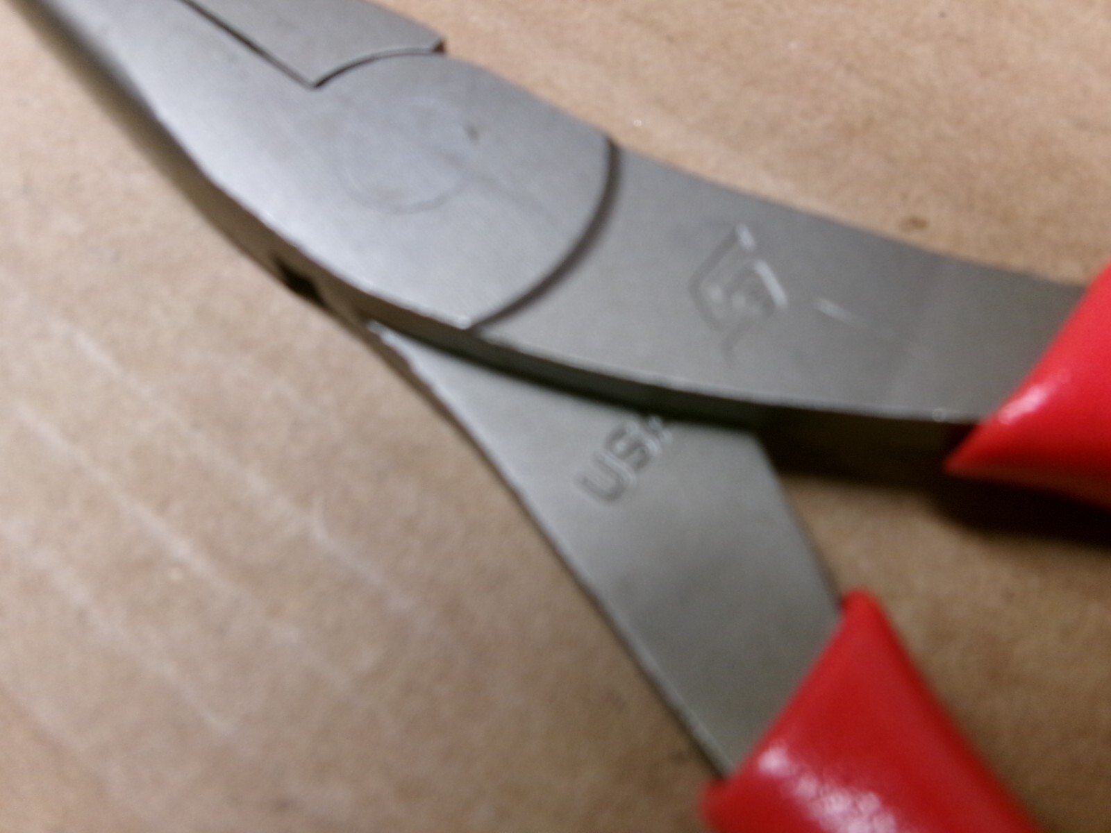 Snap-on USA 8″ Talon Grip Long Nose Pliers No 96ACF