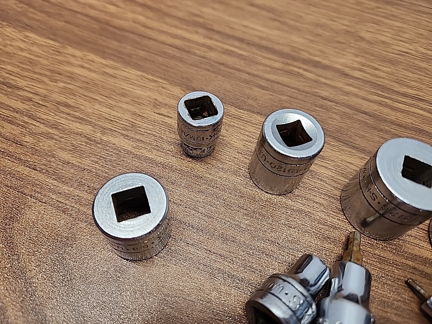 (9) S-K Wayne 3/8″ Drive 12 Point & Specialty SAE Metric Sockets Lot ~ Made USA