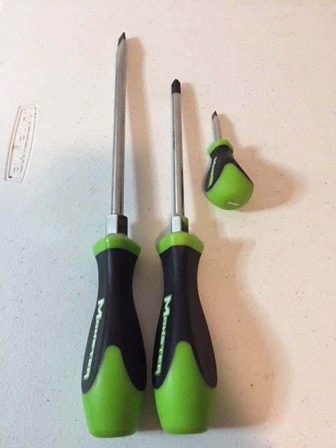 Monster Tools 3 PC Screwdriver Set Slotted 3/8″, Phillips PH3, Slotted Stubby
