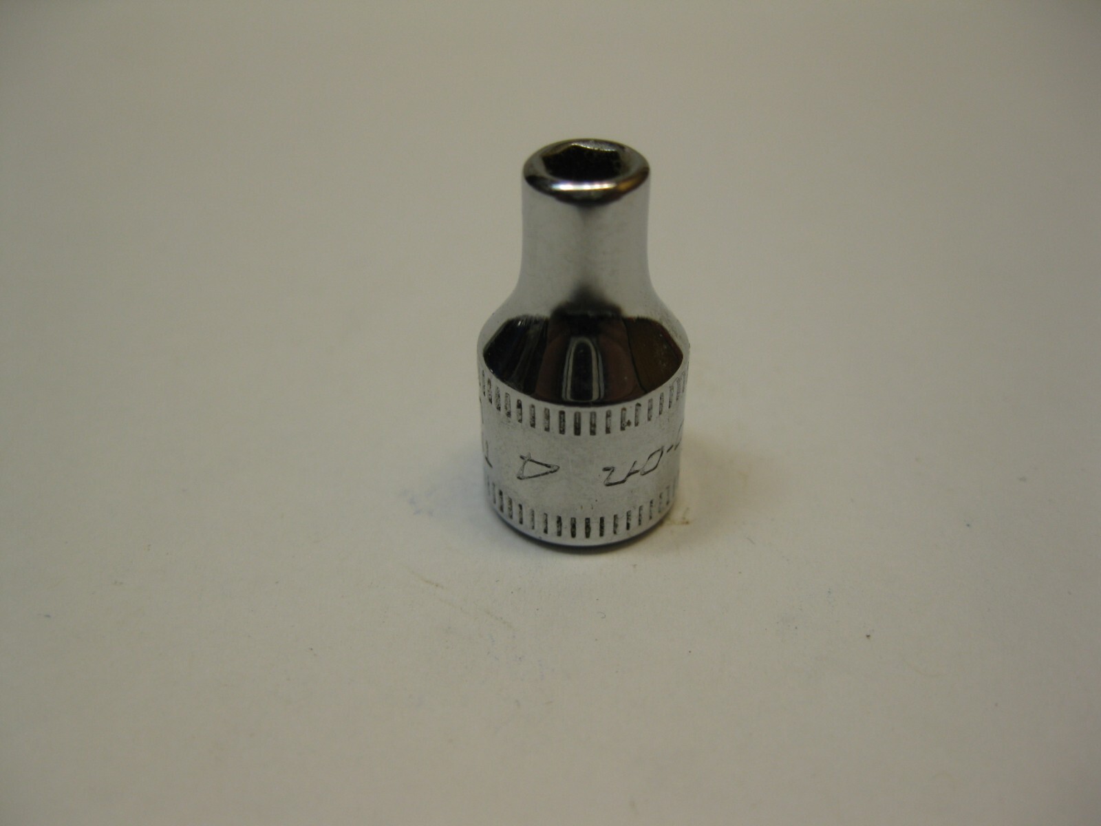Snap-on tools 1/4″ drive 4mm metric 6 point Socket TMM4 Mint!