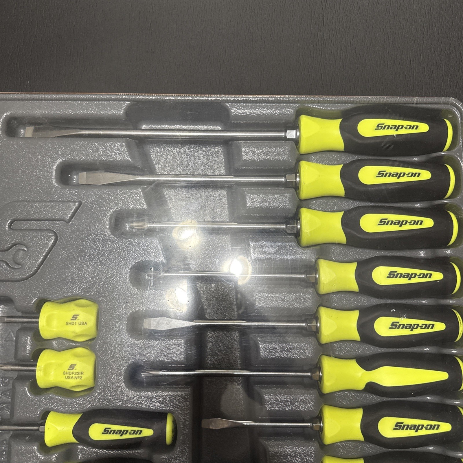 SNAP ON TOOLS USA SGDX120BHV 12pc HI-VIZ YELLOW Soft Grip Combo Screwdriver Set+