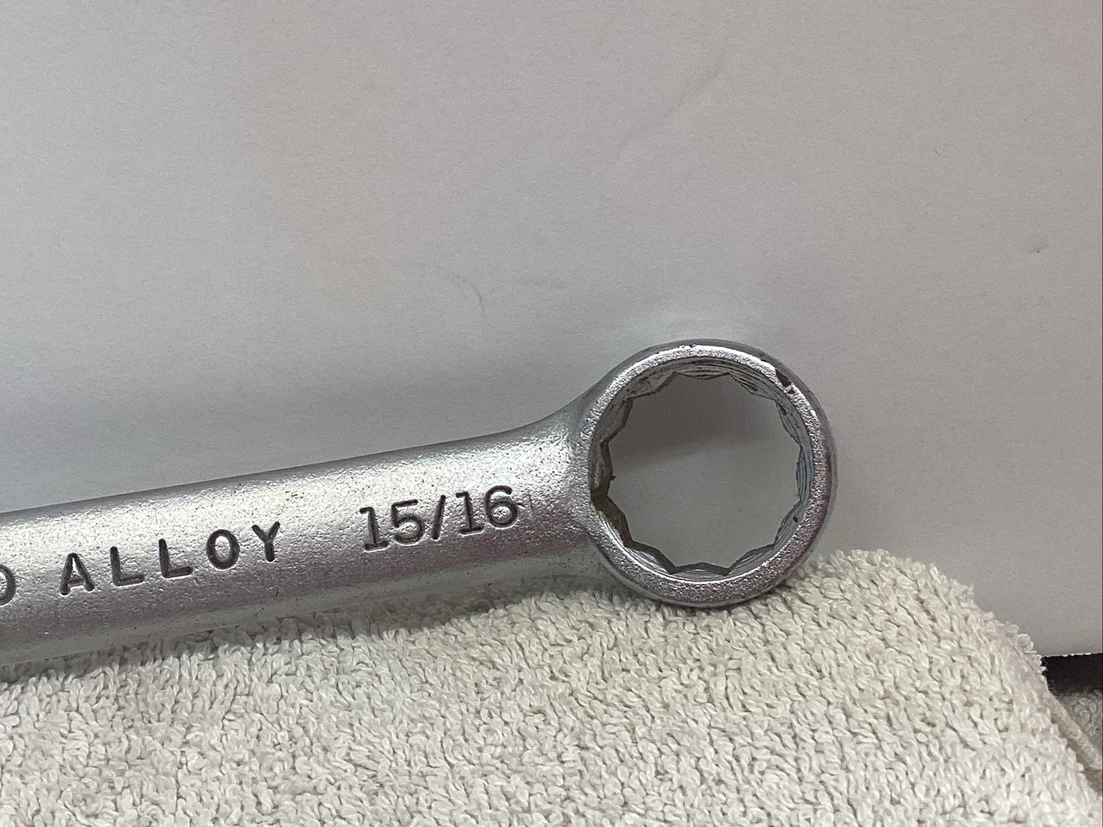 EASCO TOOLS 63 130, 15/16″ SAE, 12-POINT, OPEN/BOX END COMBINATION WRENCH