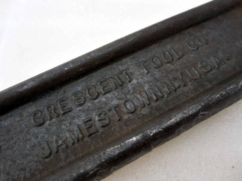Vintage Crescent 18″ Adjustable Wrench Thick Jaws Black Oxide Made in USA