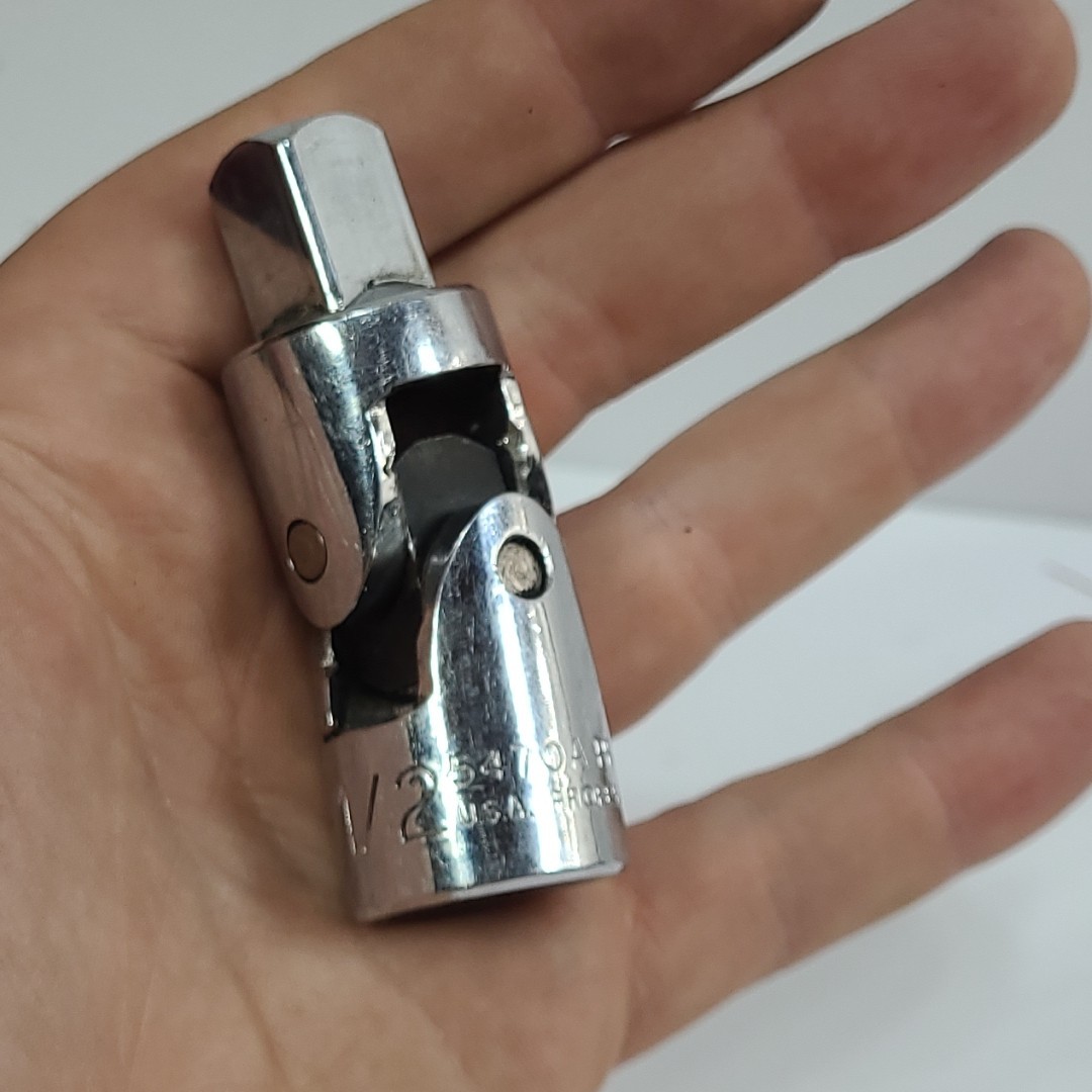 PROTO 1/2″ Drive Universal Joint Swivel Socket Adapter 5470A Chrome