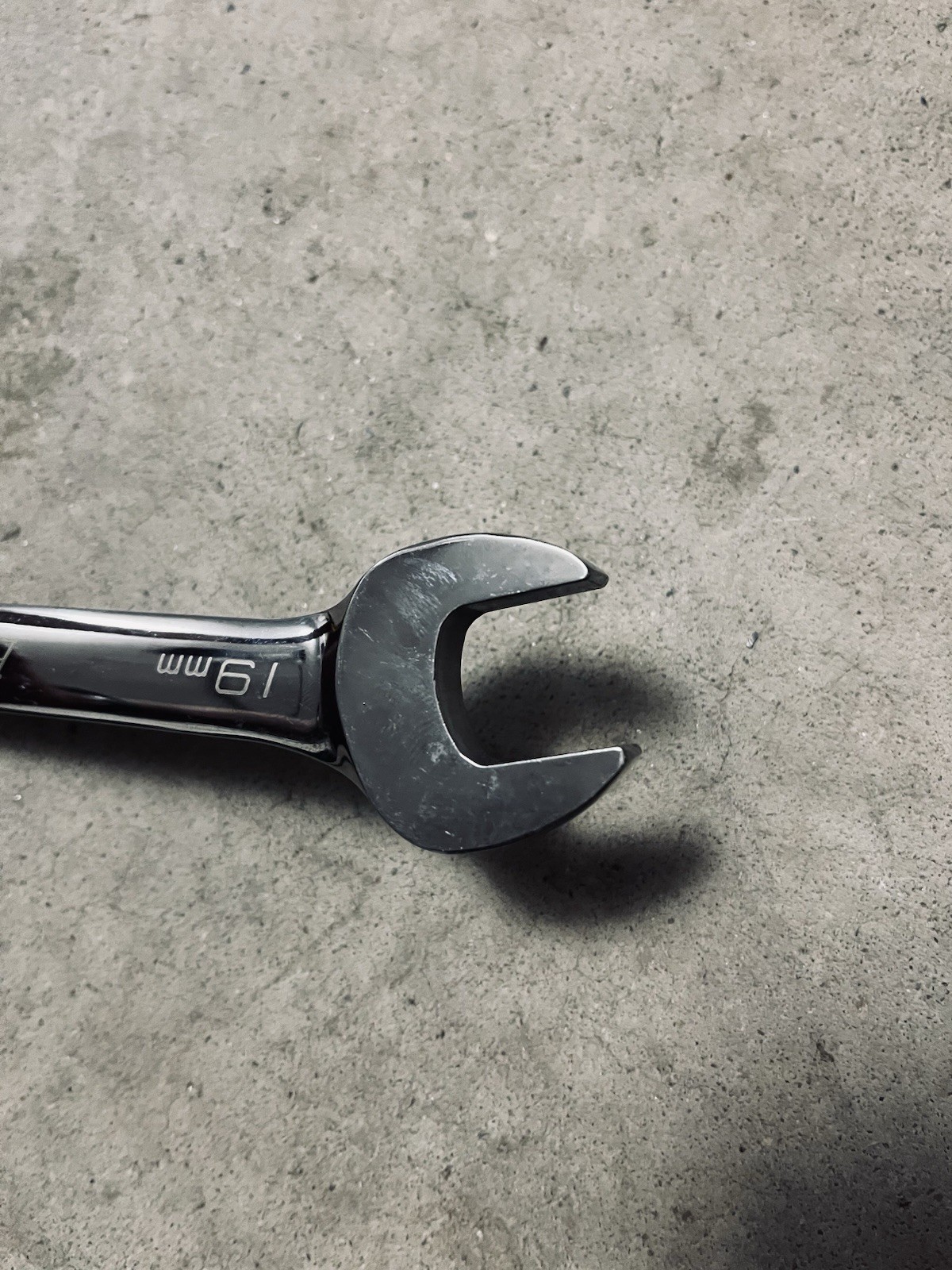 Blue Point (Snap On) 19mm Ratcheting Wrench 12 Point