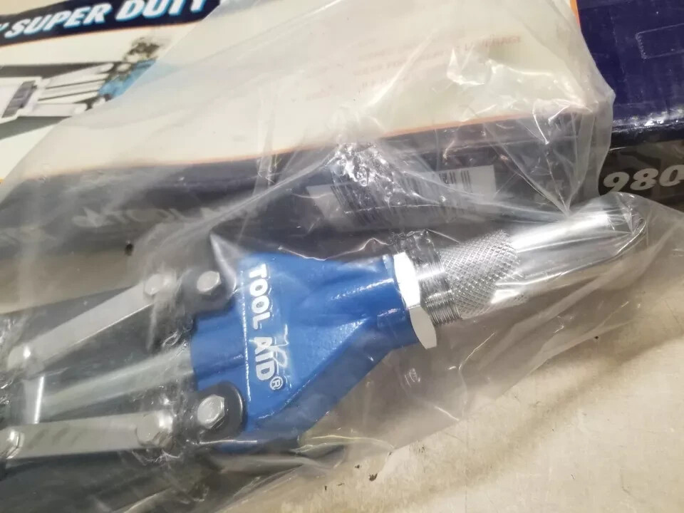 Tool Aid 19800 1/4″ Heavy Duty Riveter Rivet Gun For Steel and Aluminum Rivets