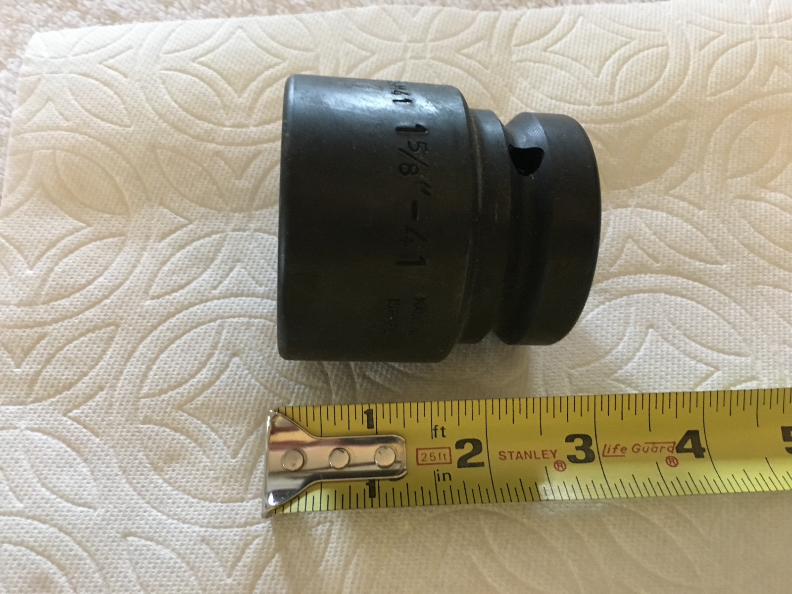 OZAT 1626M41 – 1″ Drive – 6 Point 1-5/8″-41mm Short Impact Socket Black