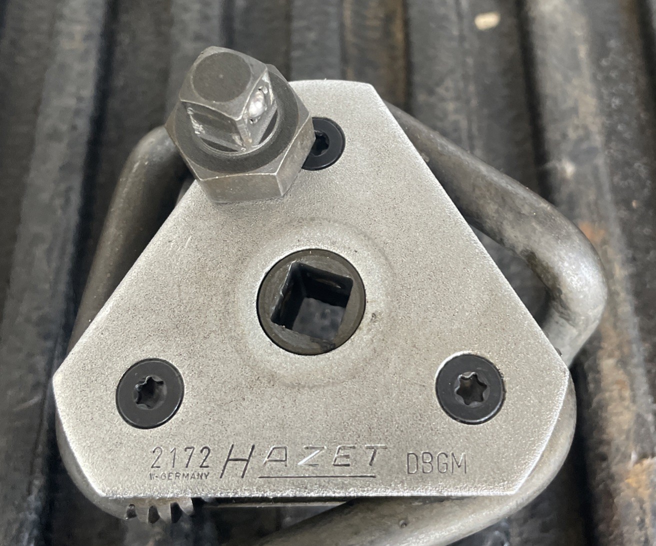 Hazet 2172 Self-Gripping Adjustable Oil Filter Wrench 3/8″ Drive W. Germany