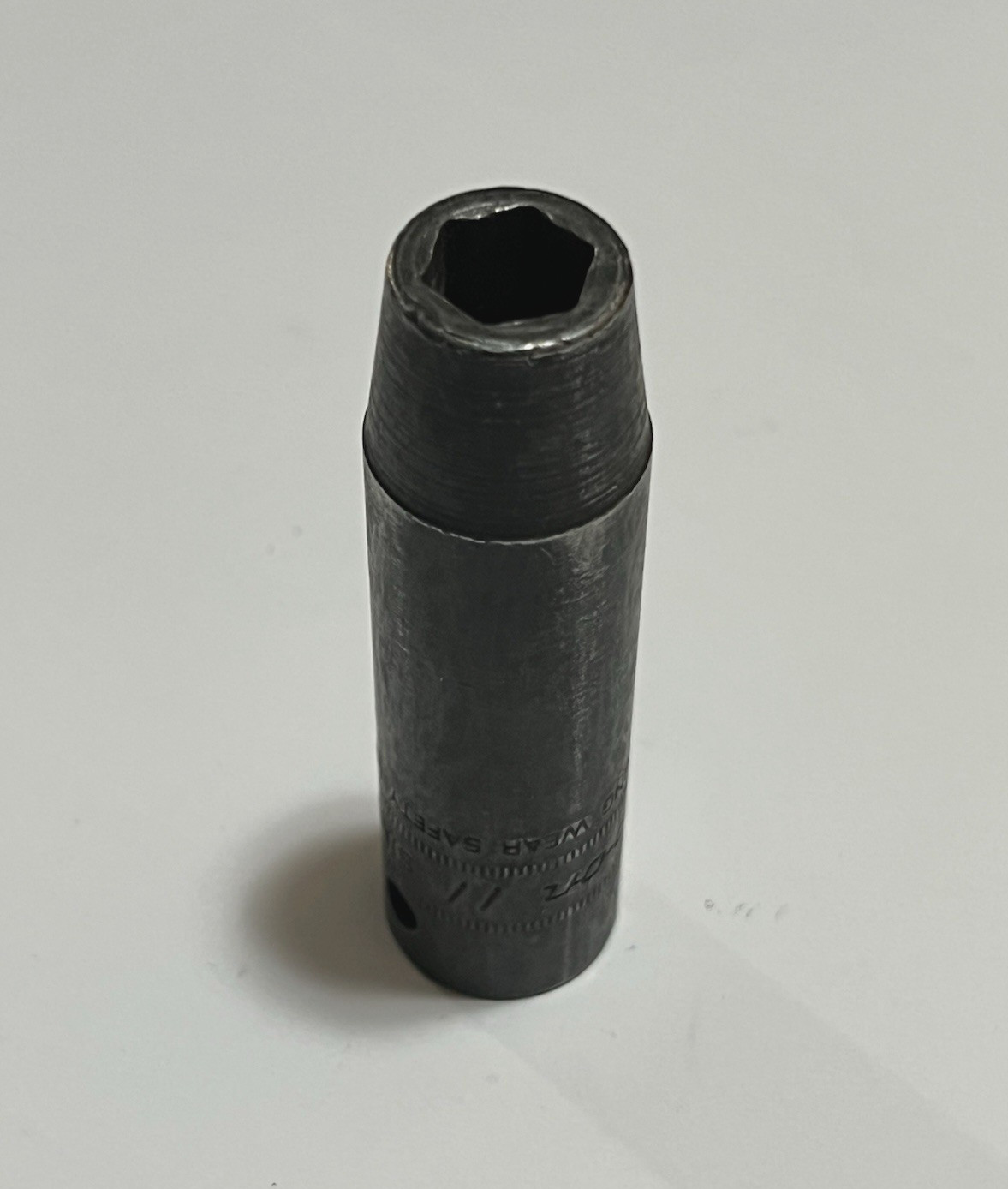 Snap On SIMM110 1/2 Drive x 11mm Metric Deep 6-Point Impact Socket USA
