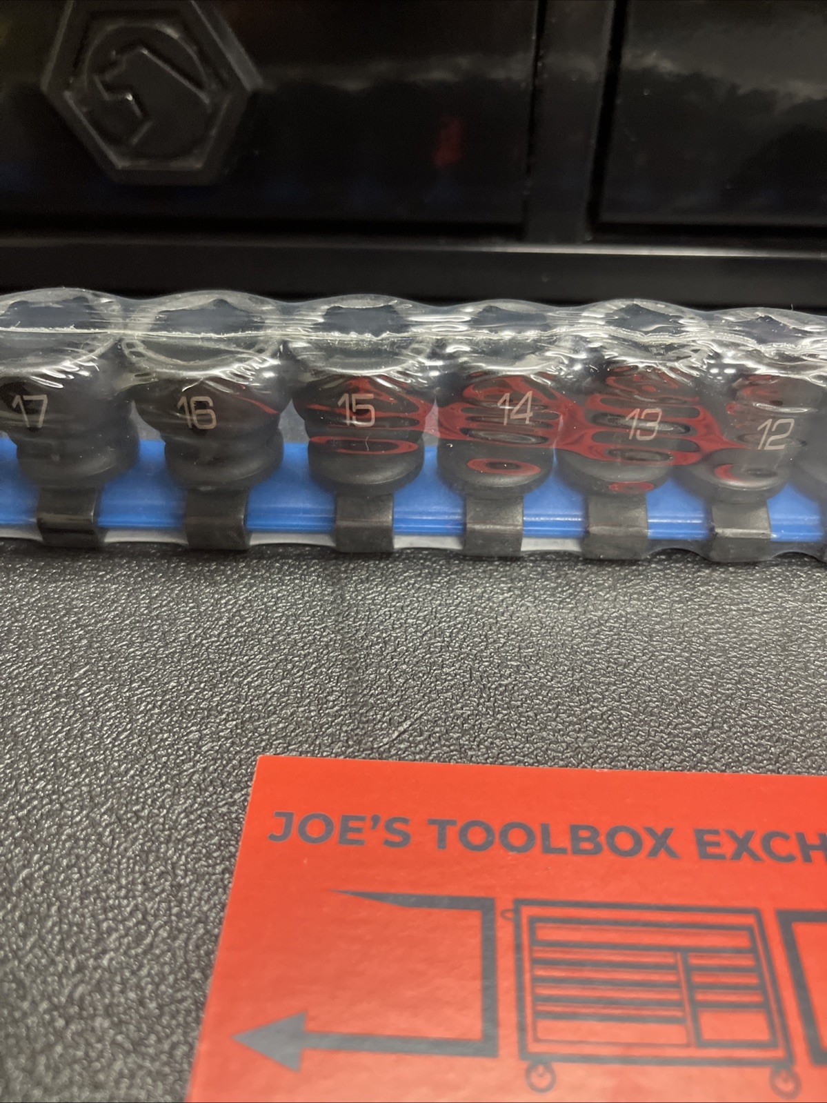 Matco SBSPM126V 12 PIECE 3/8″ DRIVE METRIC 6 POINT ADV STUBBY IMPACT SOCKET SET