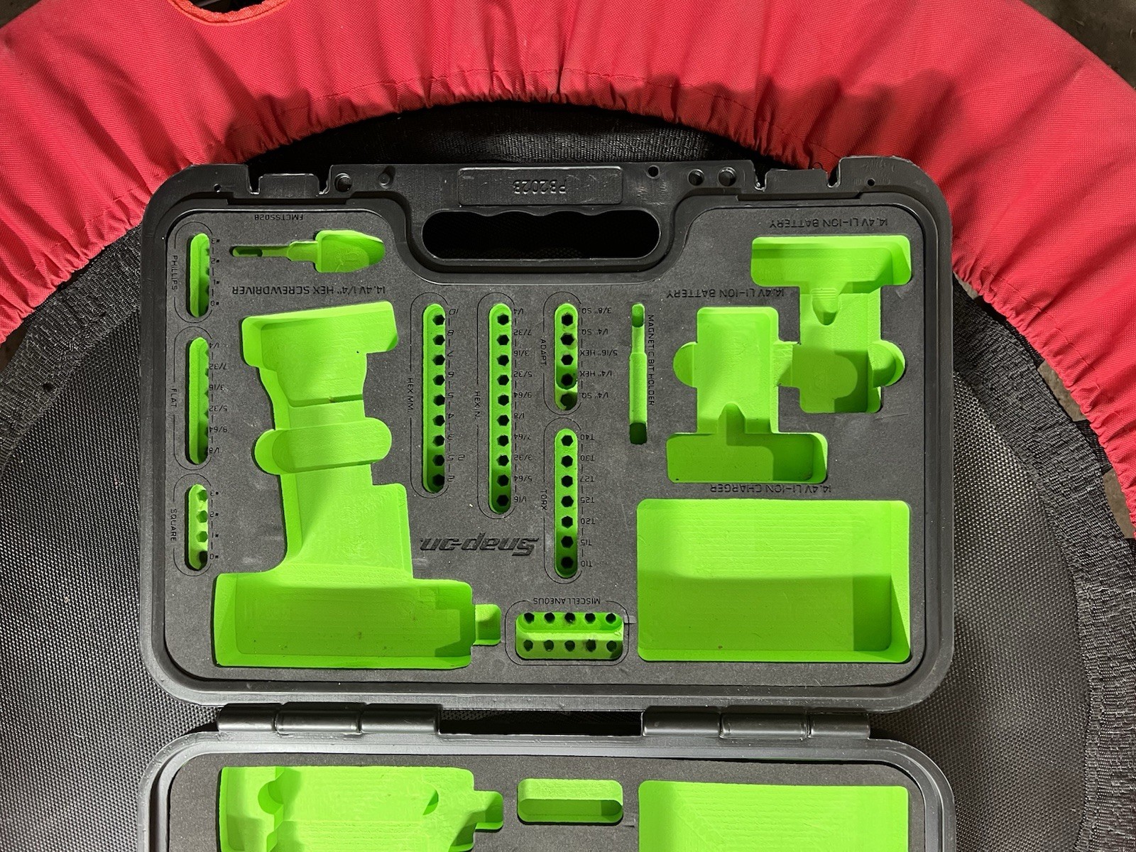 Snap-on PB202B bit driver and bit Organizer Plastic Black Green foam.