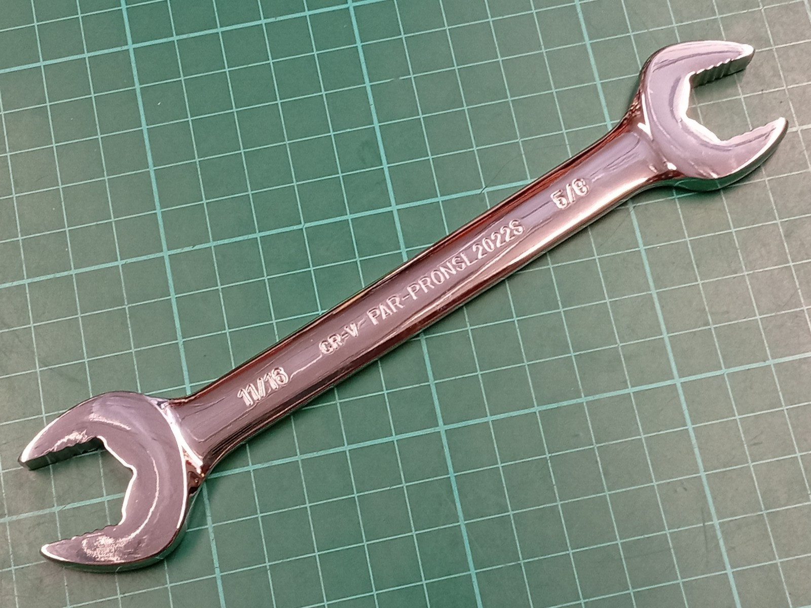 New Paramount, 5/8″ x 11/16″ AF, Non Slip CR-V, Open Ended Spanner, Taiwan