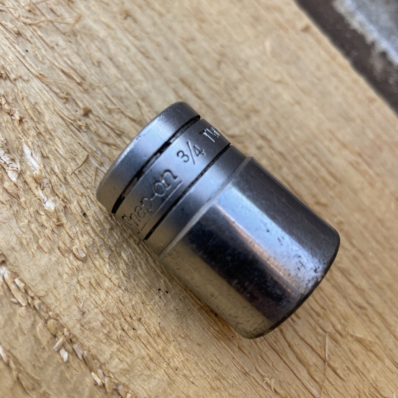 Snap On Tools TW241 3/4″ SAE Flank Drive Shallow Socket 1/2″ Drive 6 Point USA