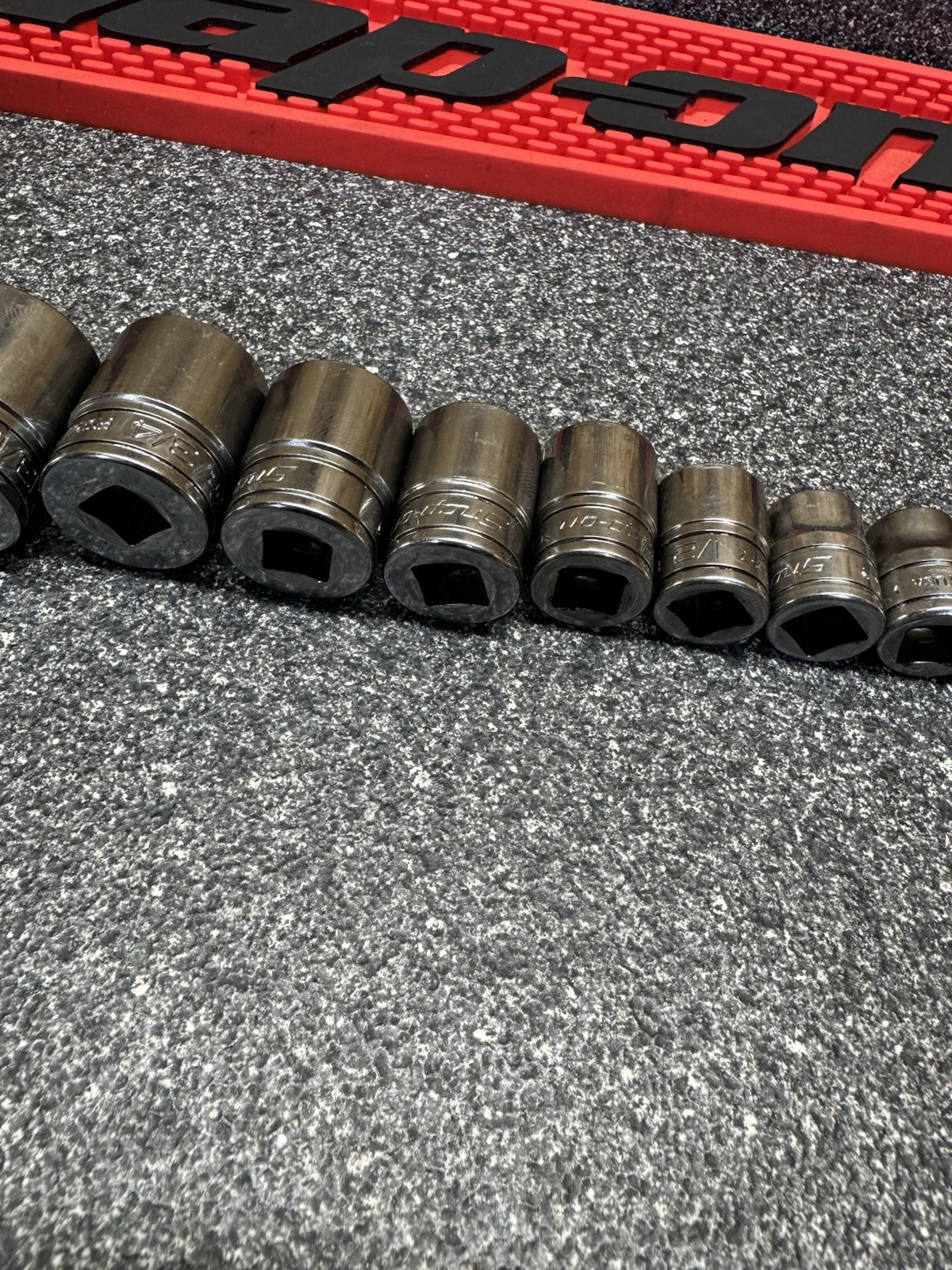 Snap-on Tools 13pc 3/8″ Drive SAE 6pt Shallow Chrome Standard Short Socket Set