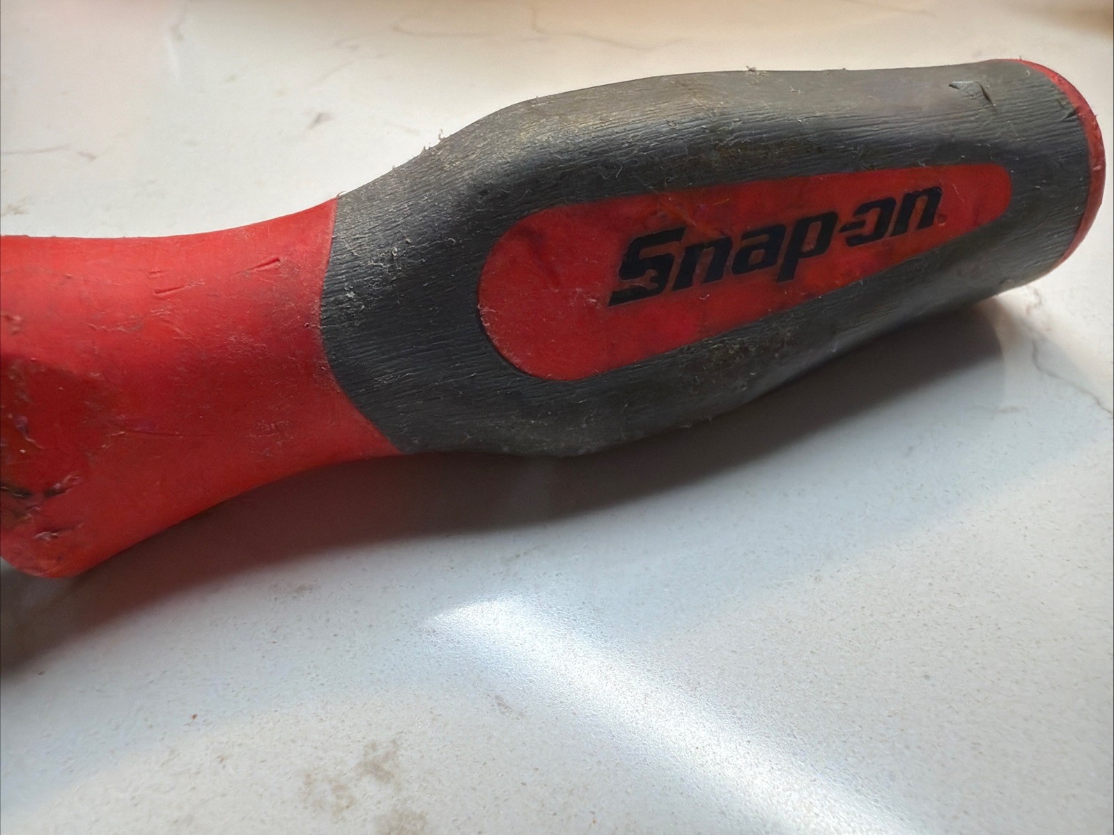 Snap On Tools 1/4″ Flat Head Screwdriver SHD2 Slotted Grip Red Gray USA
