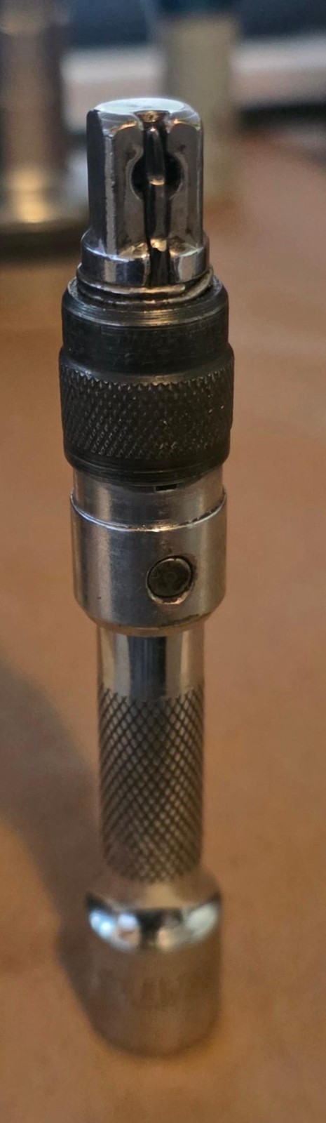 Matco Tools BX5L3/8″ Drive 5″ Locking Extension