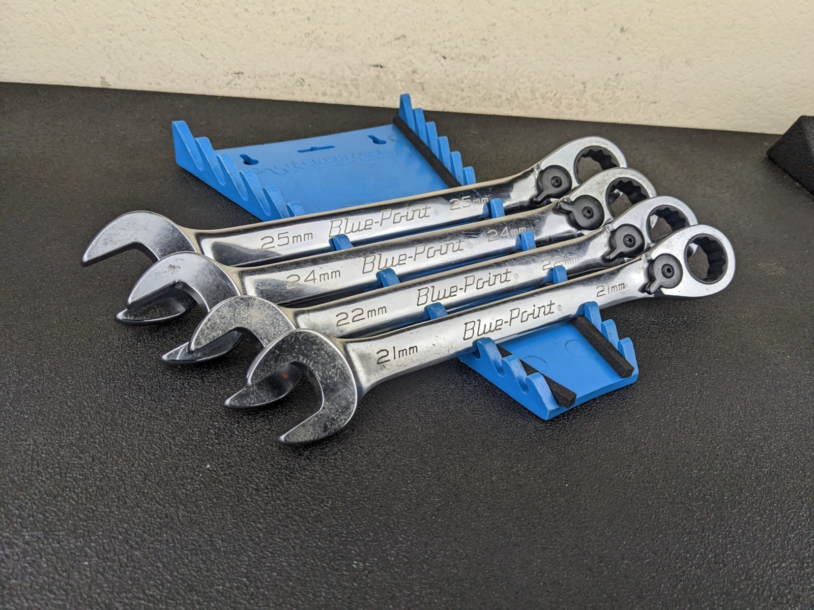 #bp448 Blue-Point Ratcheting Metric Wrench Set 4 PC 21, 22, 24, 25mm BOERM704