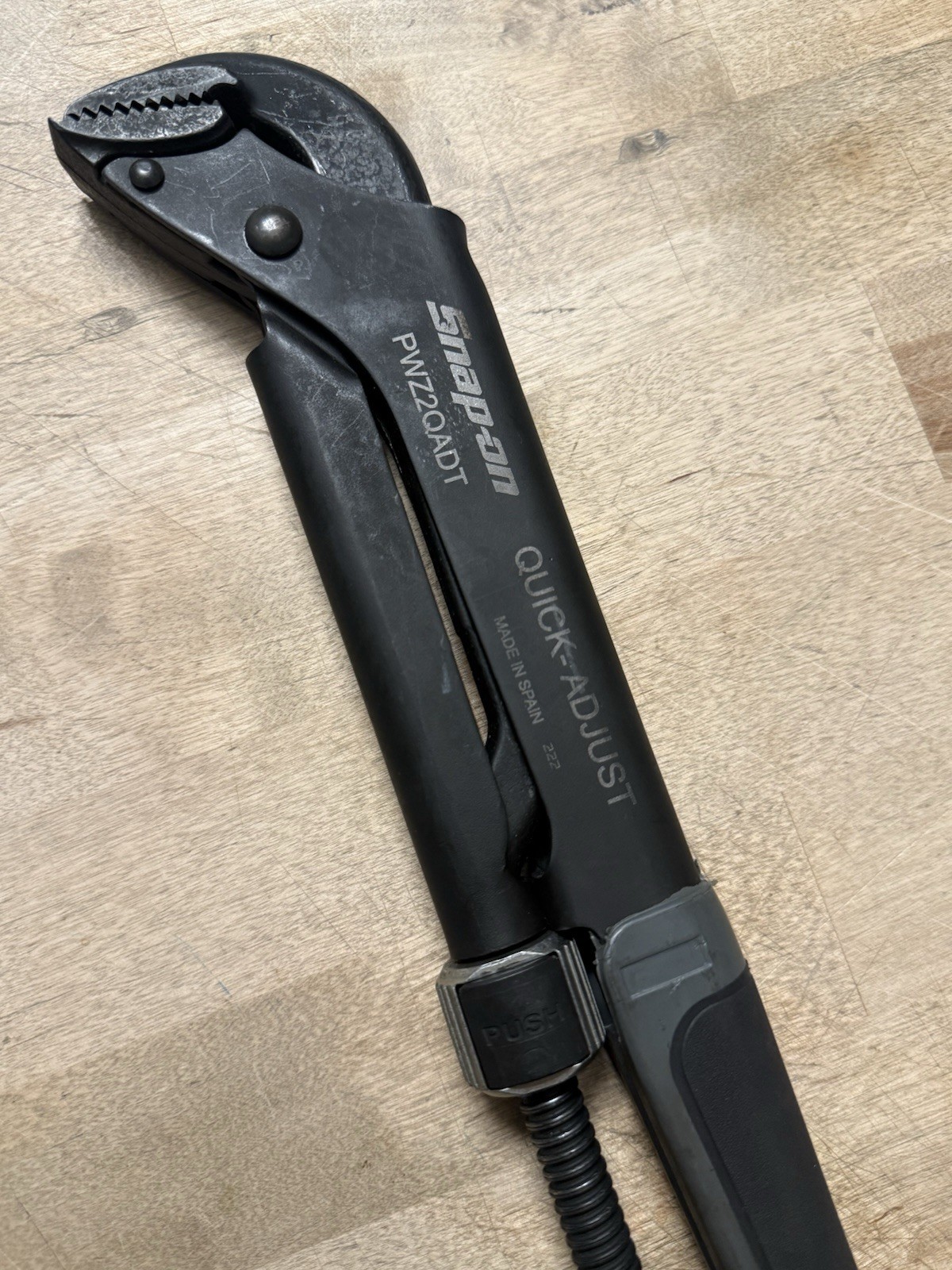 SNAP-ON QUICK-ADJUST 22in STEEL PLIER WRENCH TITANIUM GREY PWZ2QADT
