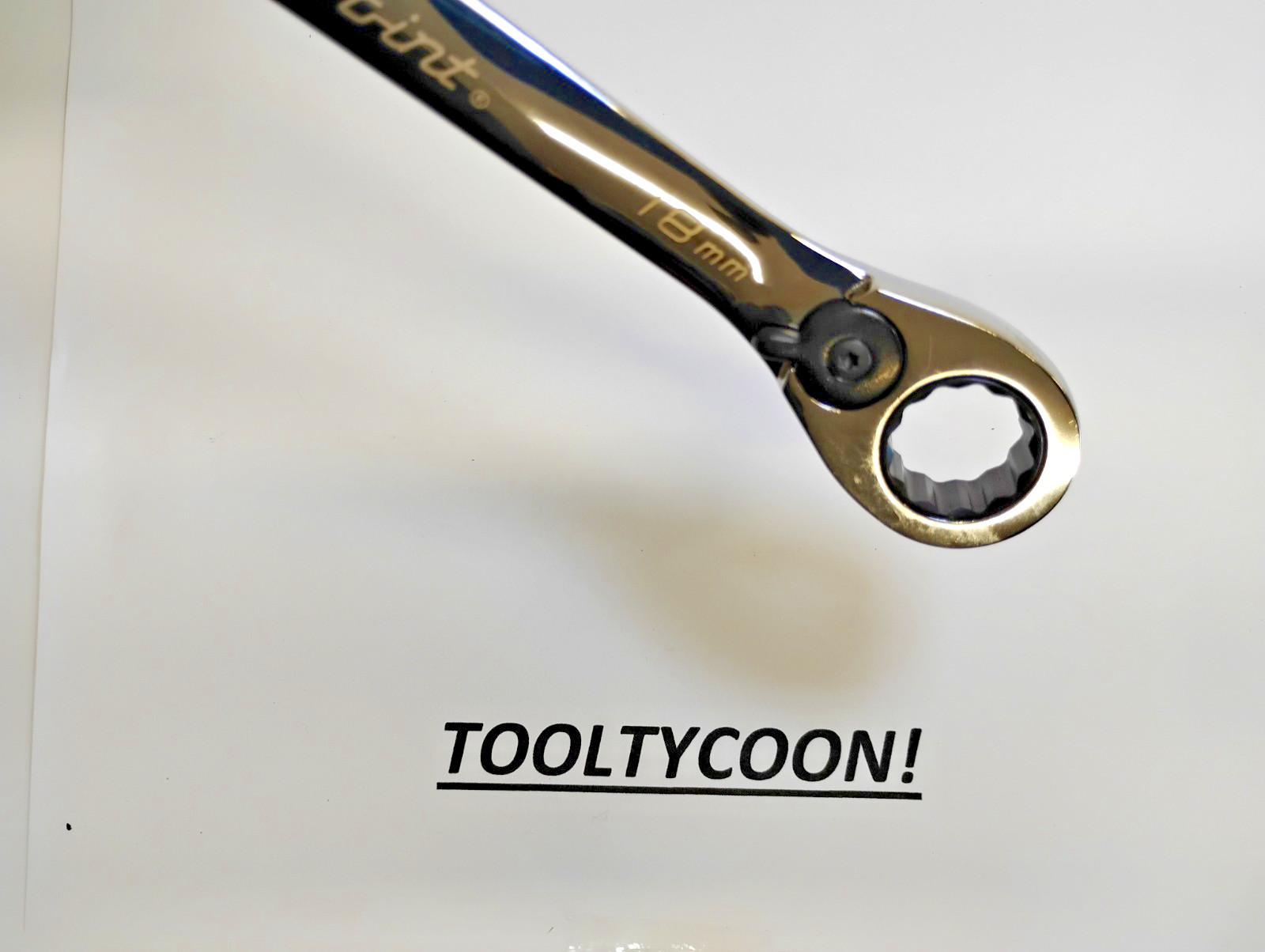 Blue Point Tools NEW BOERM18 18mm 15 Degree Ratcheting 12pt Wrench CHROME