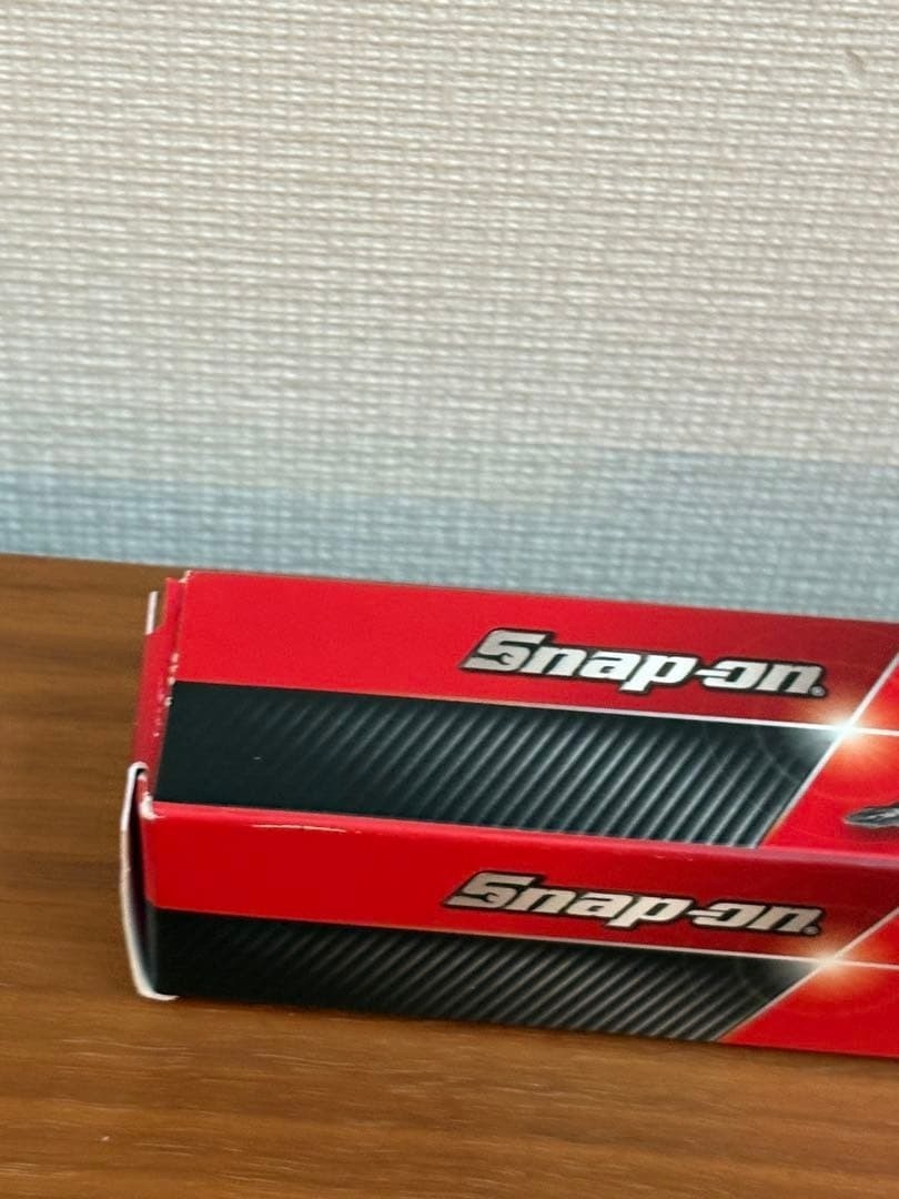 Snap-on SSDMR4BPW PEARL WHITE Hard Grip Ratcheting Screwdriver [Unused]