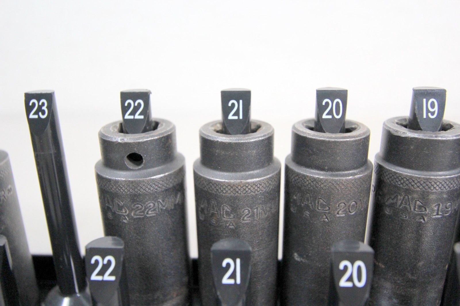 15pc Mac Tools 1/2″ Drive Metric Impact Socket Set 6 Point VDP6 READ DESC