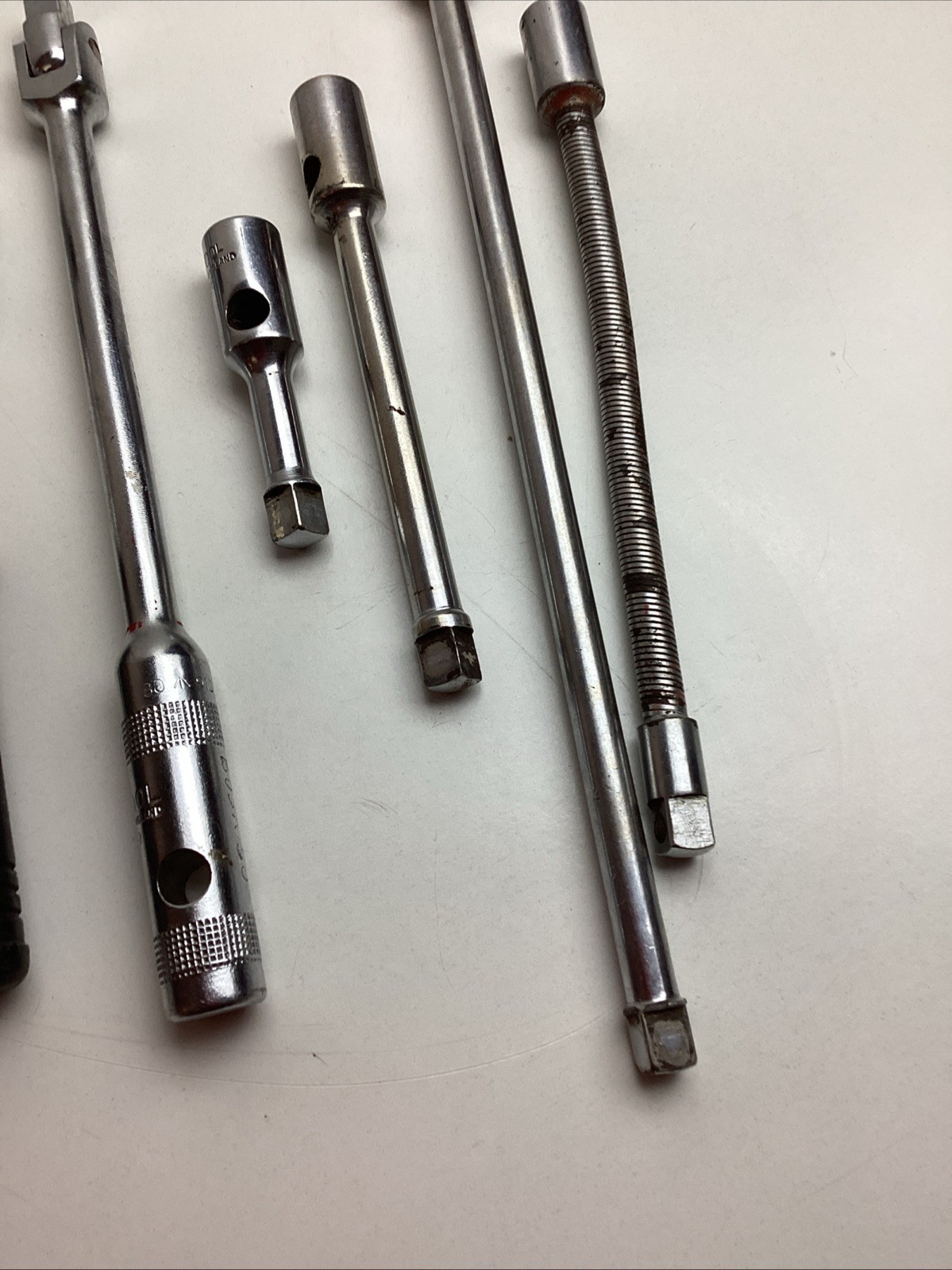 6 Pc BRITOOL 3/8”Drive Assortment. 4 Extensions. Ratchet. T Bar. Breaker Bar