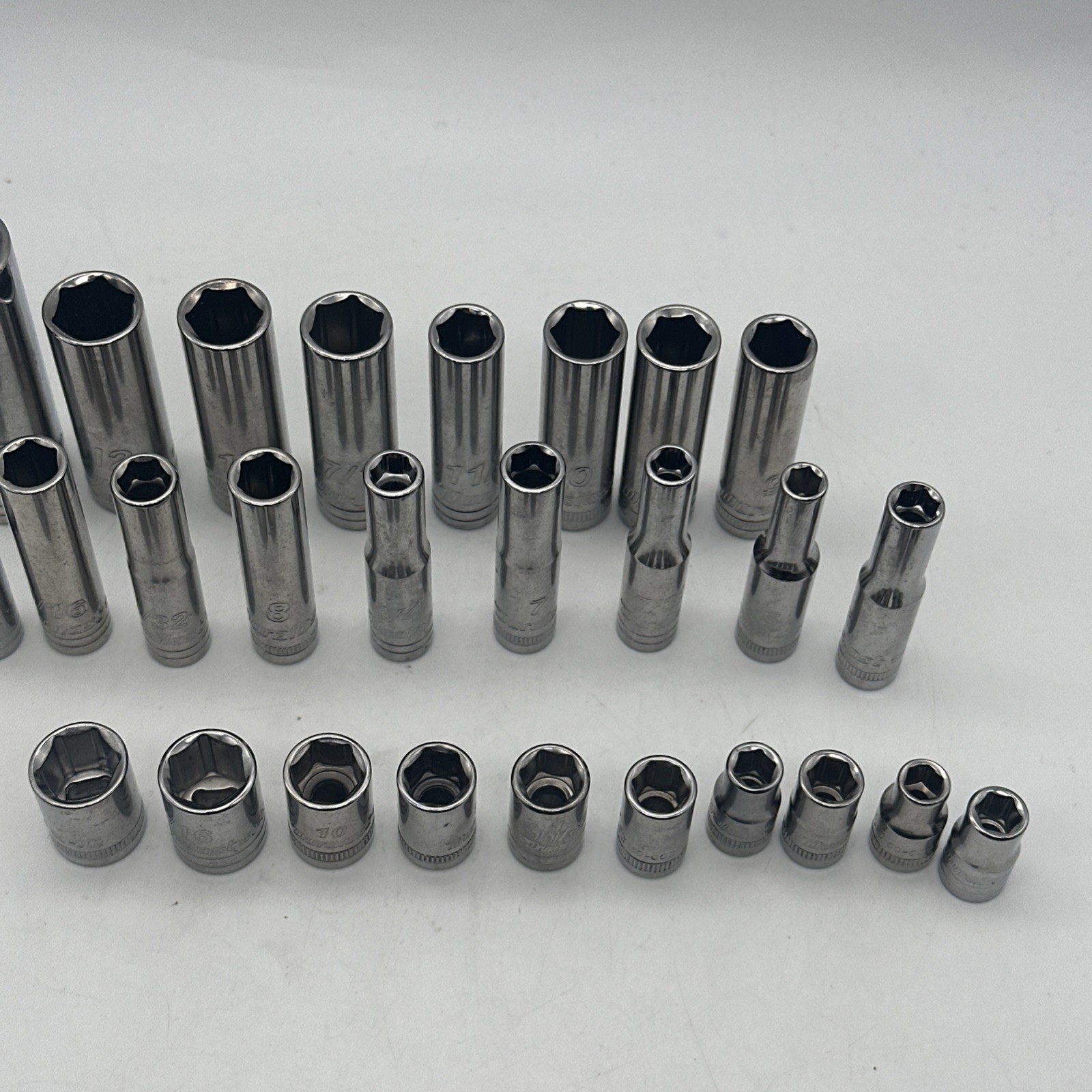 Duralast 29 Piece Socket And Extension Set Loose 3/8” 1/4” Drive
