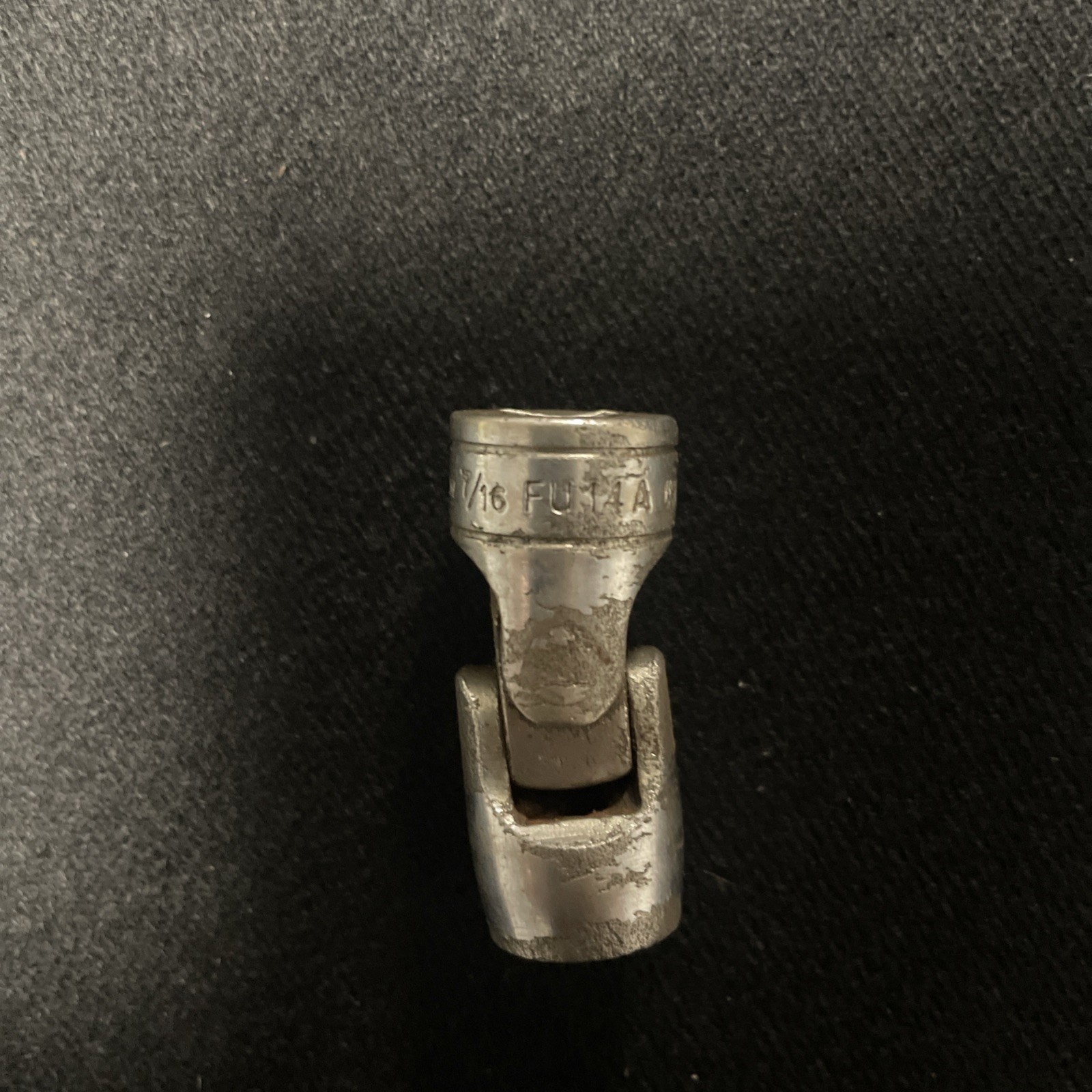 Snap On Socket Lot. 11 Pieces. Varied sizes, series and conditions.