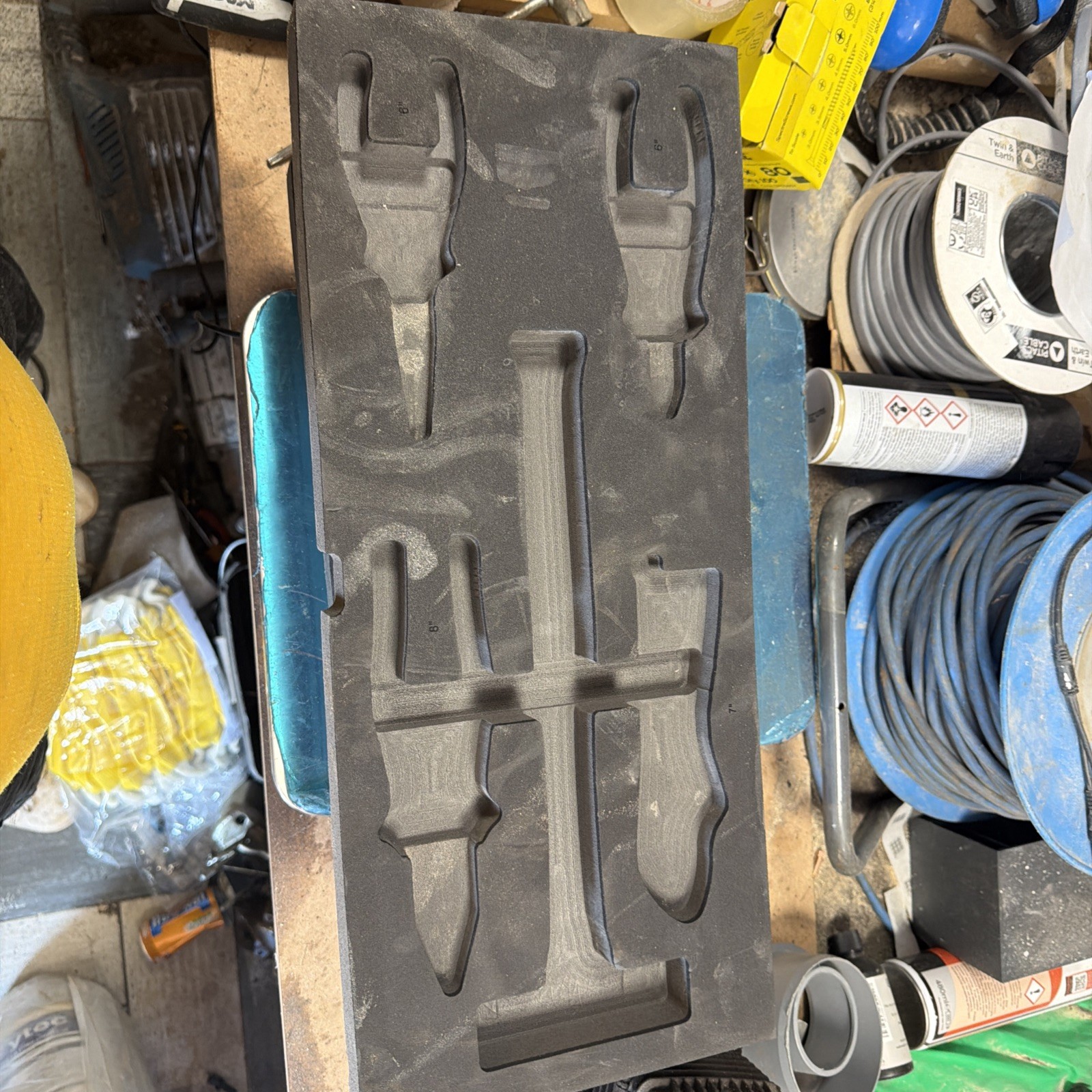 Empty Halfords Foam Tray