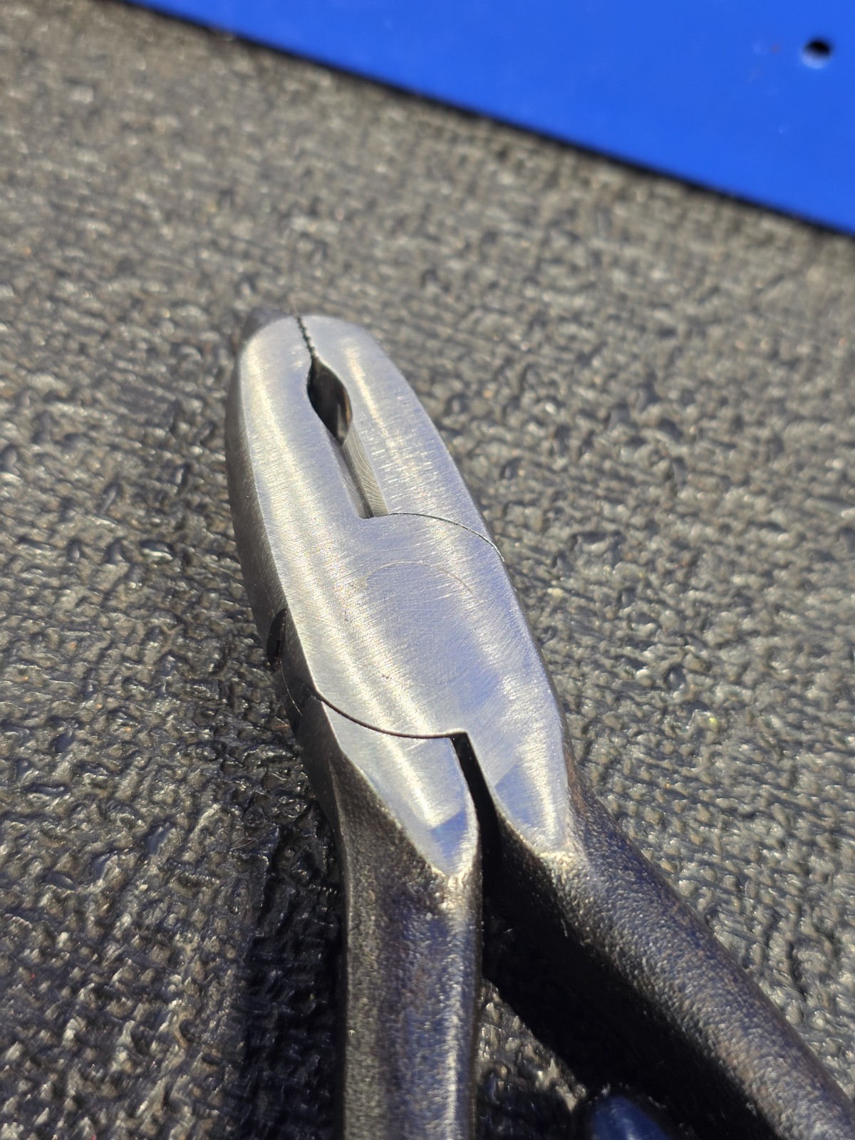 Blue-Point Tools GA311C Safety Twist Aviation Wire Cable Pliers 10″