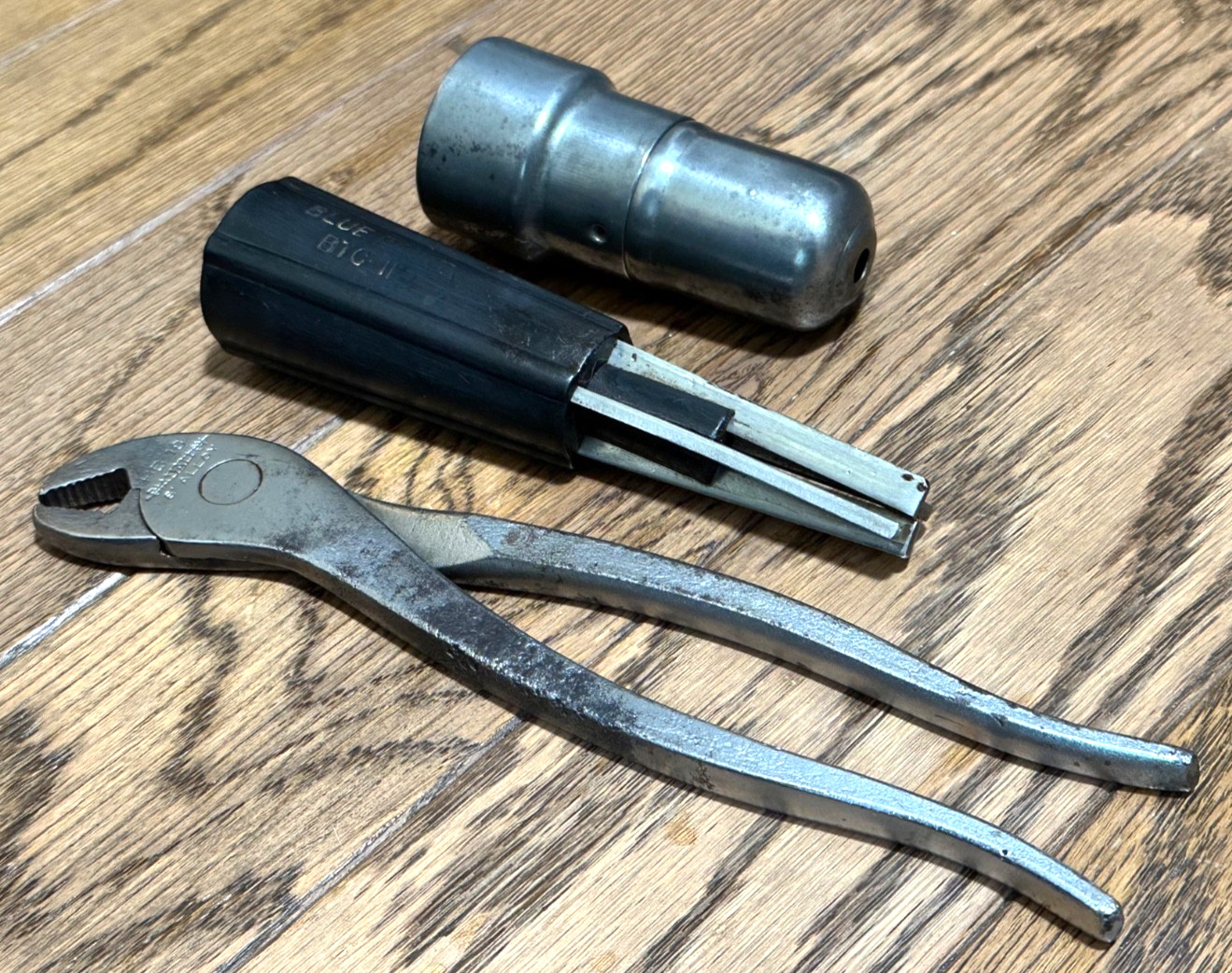 Battery Terminal Tools Cable Service Set Lot Pliers Dual Brush Cleaner Scraper
