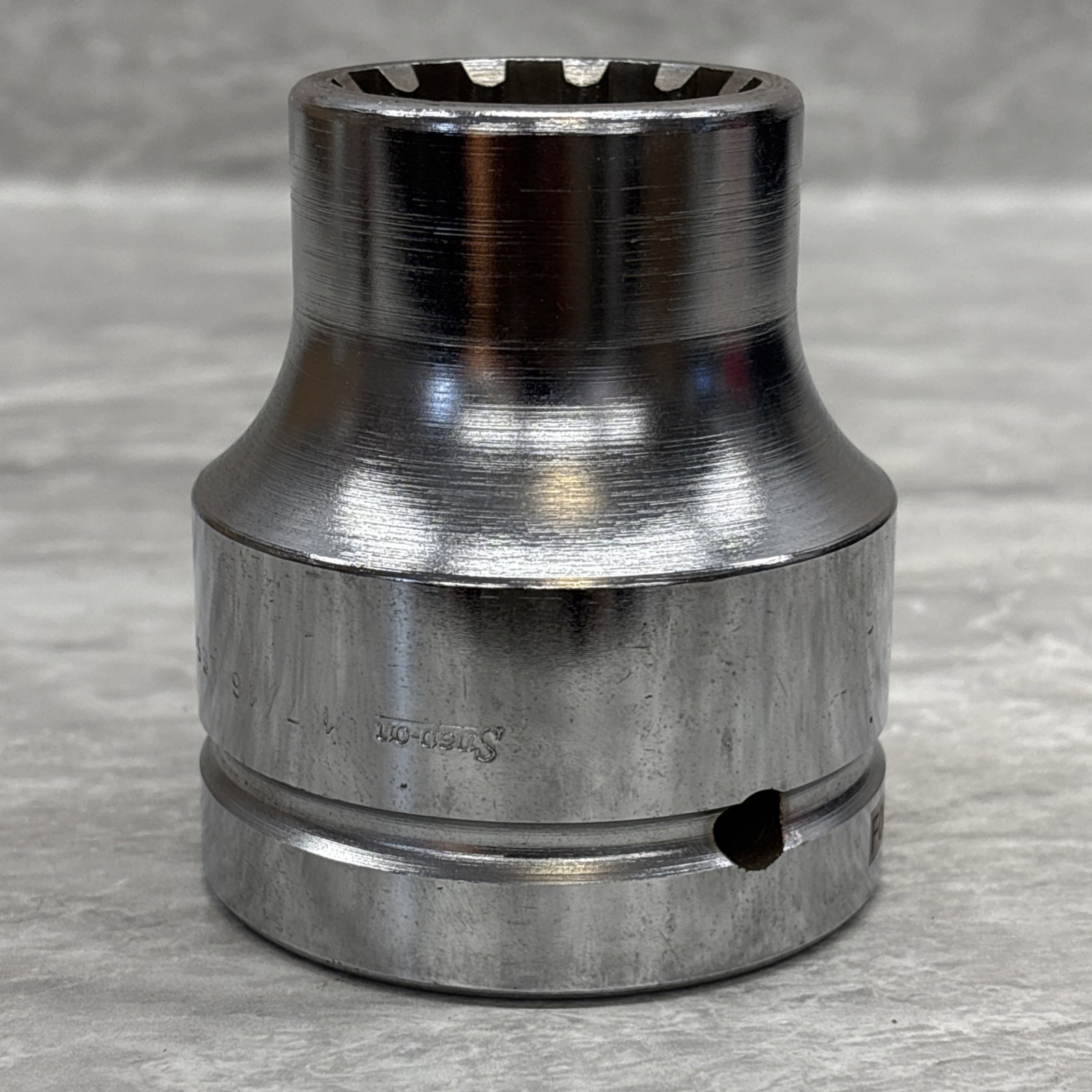 Snap-on Tools USA 1-1/2″ Drive Spline SAE 1-7/16” Socket LES-465