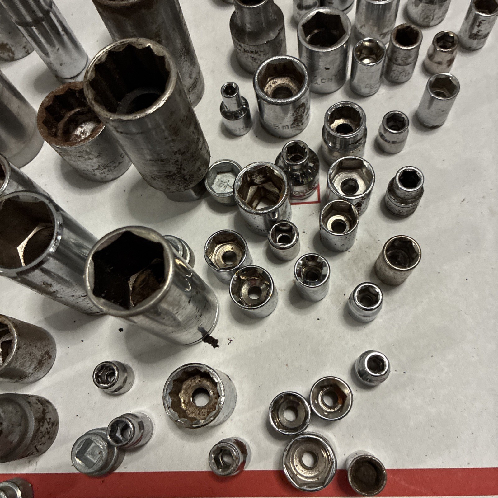 LARGE LOT Of 128 Sockets SAE Metric Drive 6 Point 12 Point Some Husky Taiwan Jap