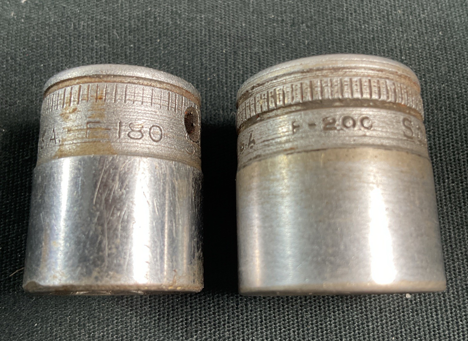 Vintage SNAP-ON TOOLS F-180 F-200 USA 9/16 5/8in. Sockets 3/8in. Drive 12-pt