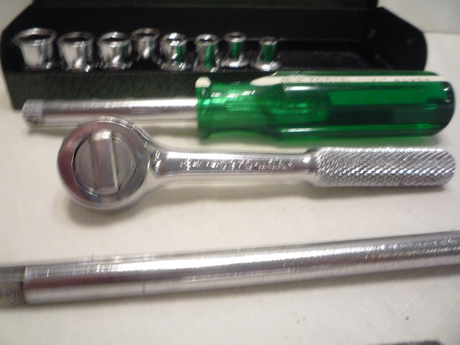 SK Tools 1/4″ Drive Socket Set 12 pc. 6 Point With Metal Case #60632, USA MADE
