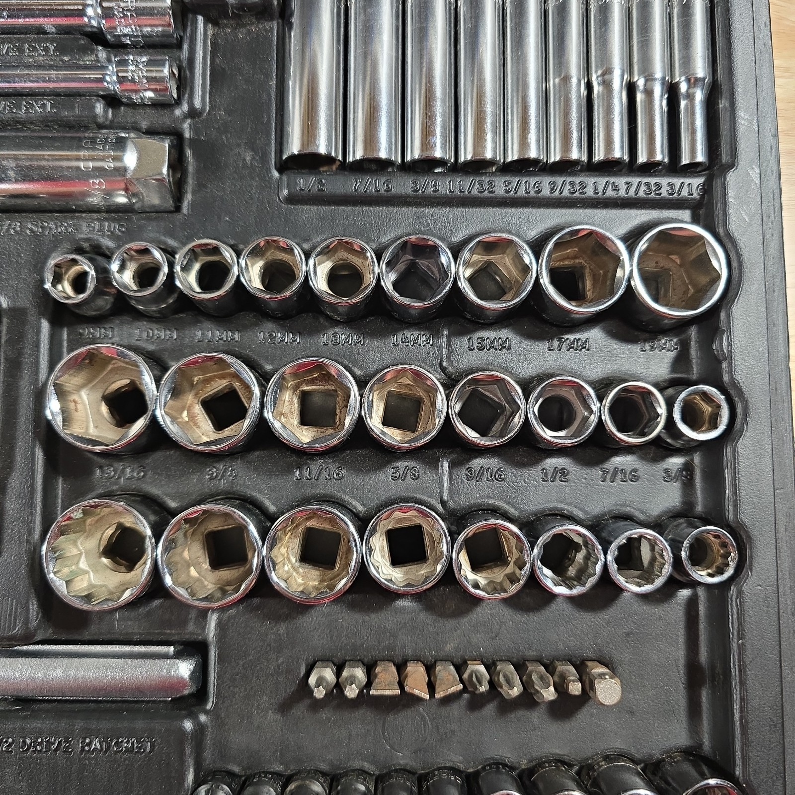 Vintage Craftsman 33618 107pc Metric & SAE Socket Set 1/4″ 3/8″ 1/2″ Drive