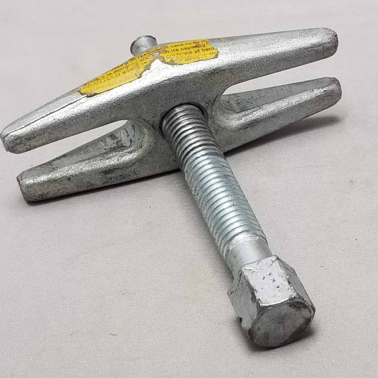 Henco 69 Universal Steering Wheel or Yoke Puller Tool Silver Made Japan