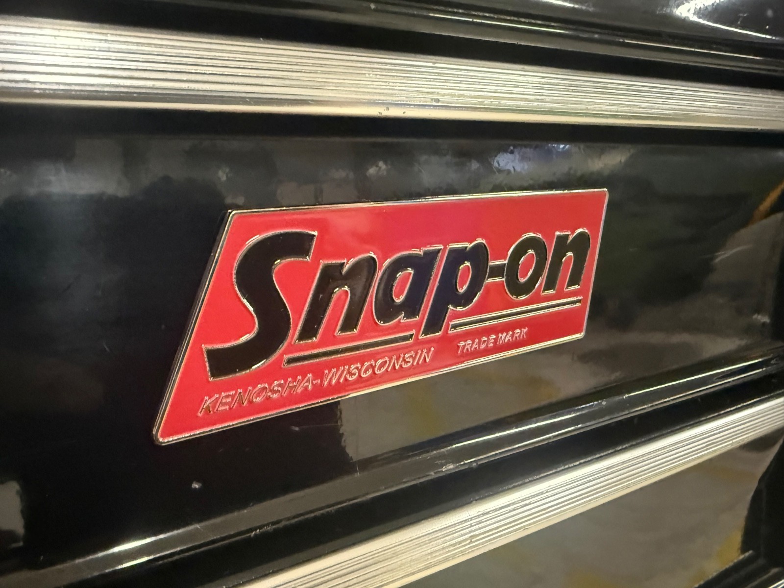 SNAP-ON Tools logo emblem VINTAGE Nameplate 1.5mm thick steel 5” x 2”.Rare.