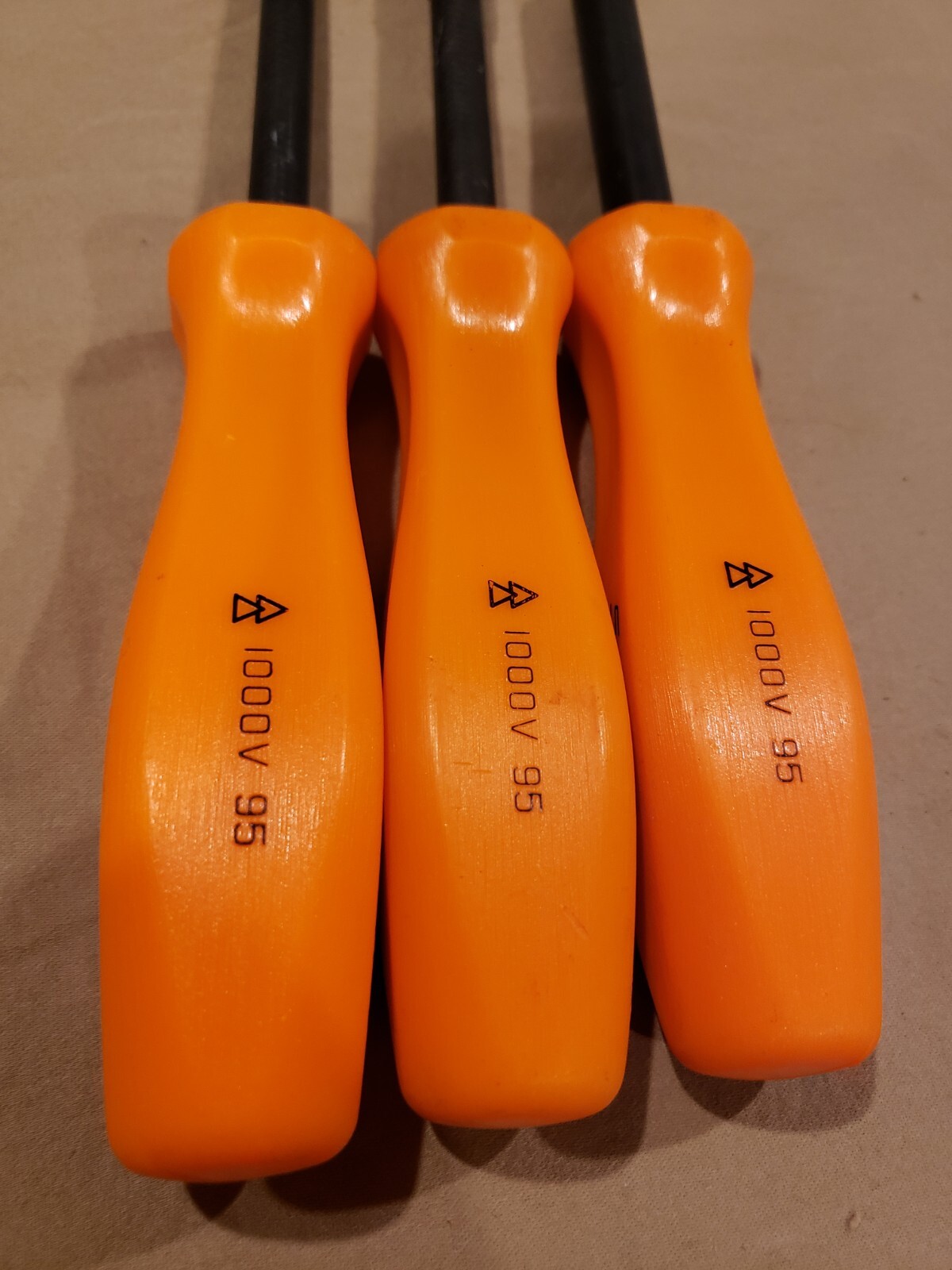 Snap On Flat Tip 1000v Non-Conductive Composite Orange Screwdriver IHT53, 59, 63